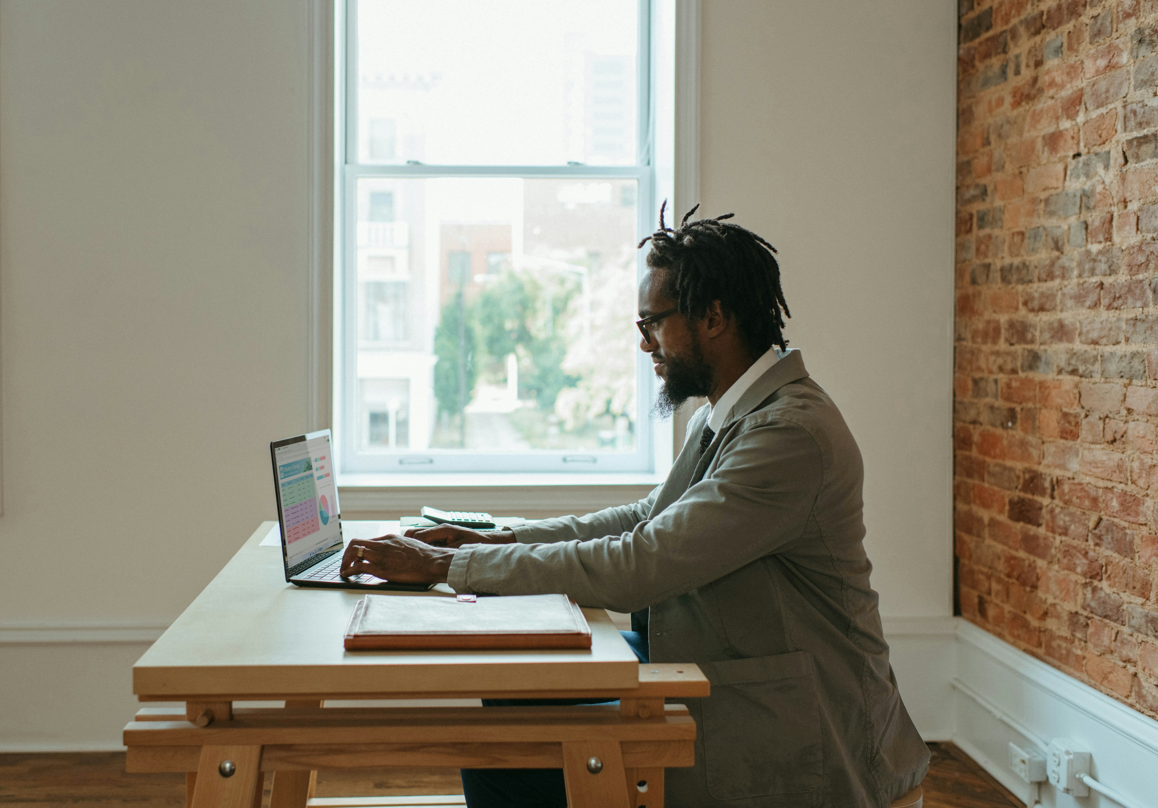 Outsmarting the Outline