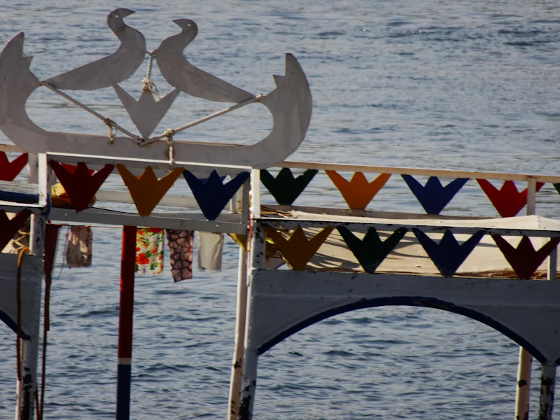 Best Places to Buy Souvenirs in Luxor (Skip the Tourist Junk)
