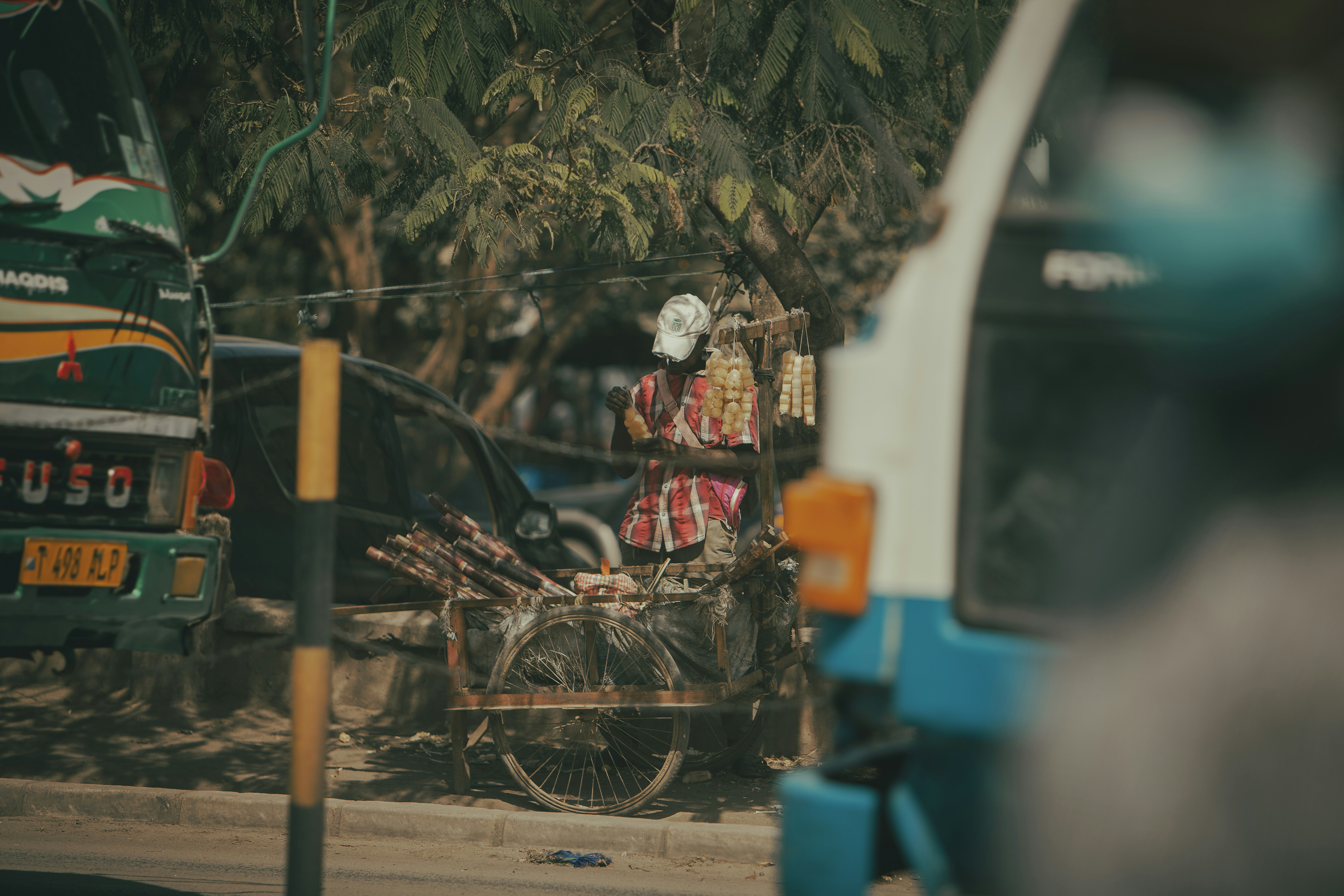 photo 1664598185032 1413e197c63a?crop=entropy&cs=tinysrgb&fit=max&fm=jpg&ixid=M3w1MjQ0NjR8MHwxfHNlYXJjaHwzfHxUYW56YW5pYSUyMFNhZmFyaSUyMFBhY2thZ2UlMjBUb3VyfGVufDB8MHx8fDE3NzAzNjg3NDR8MA&ixlib=rb 4.1