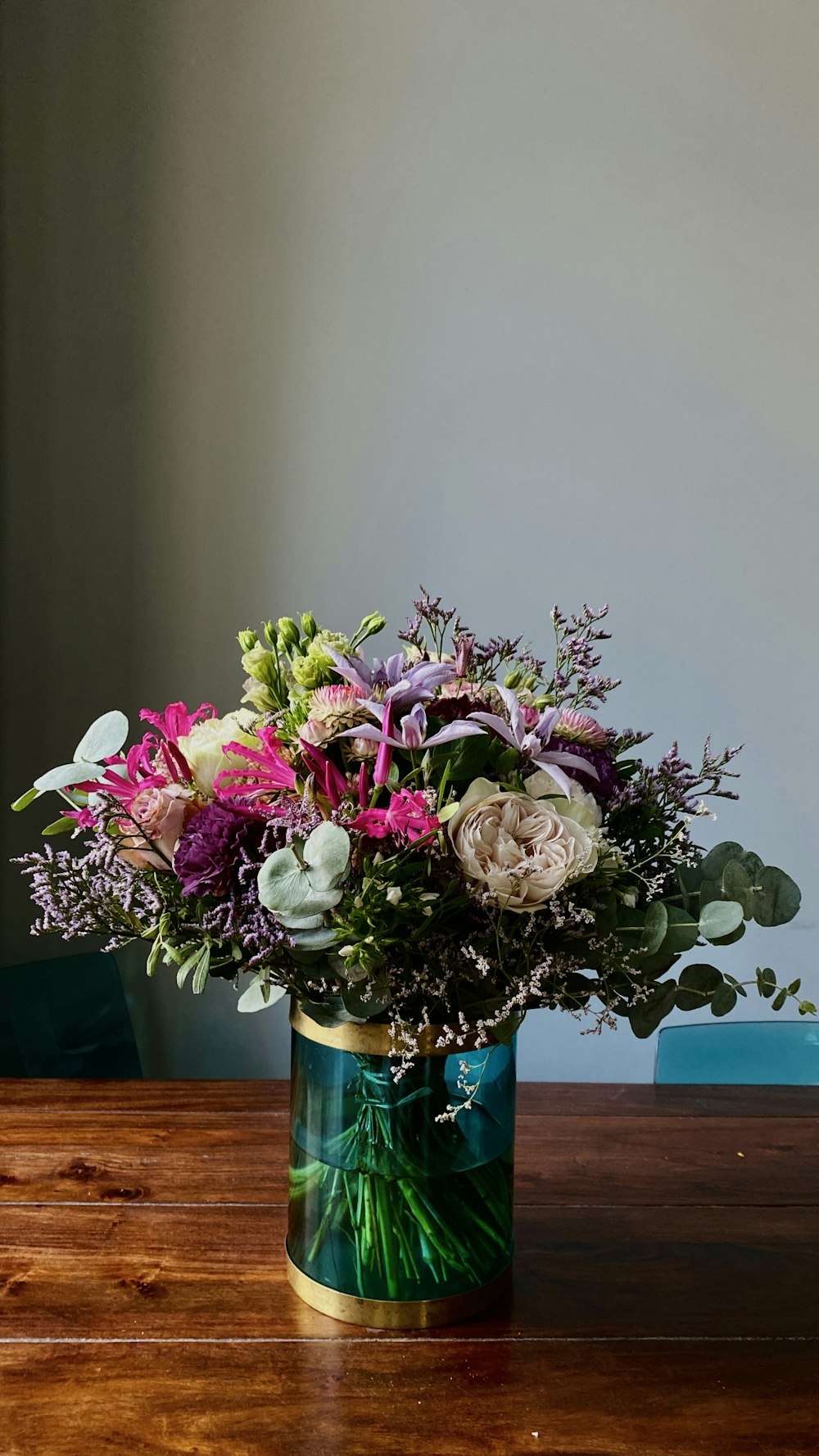 a vase of flowers