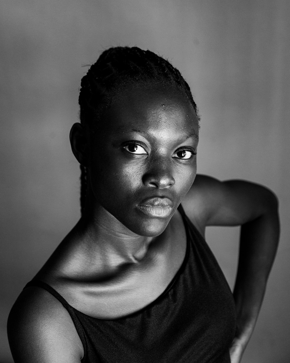 a young girl with a black shirt