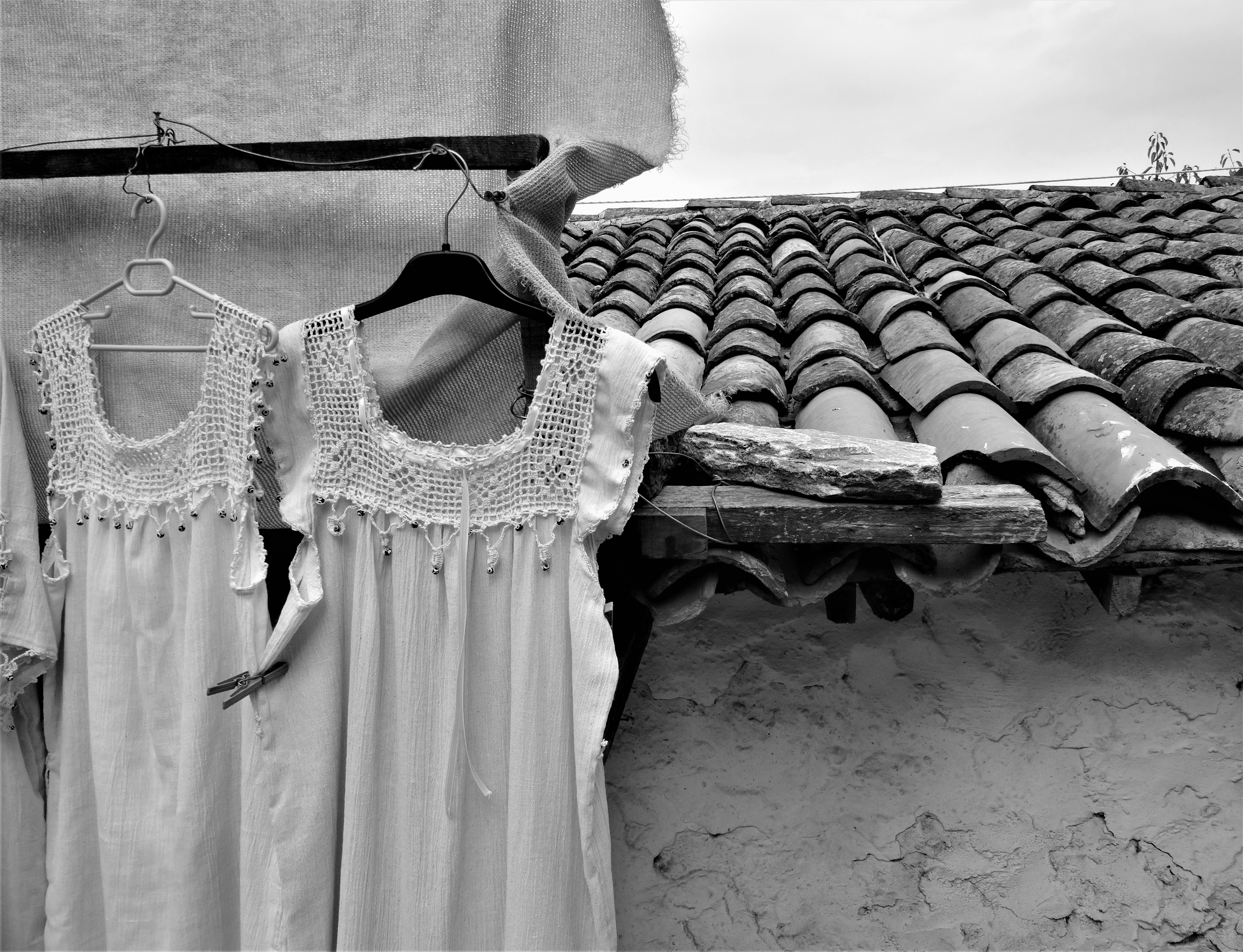 A person in a white dress photo – Free Şirince Image on Unsplash