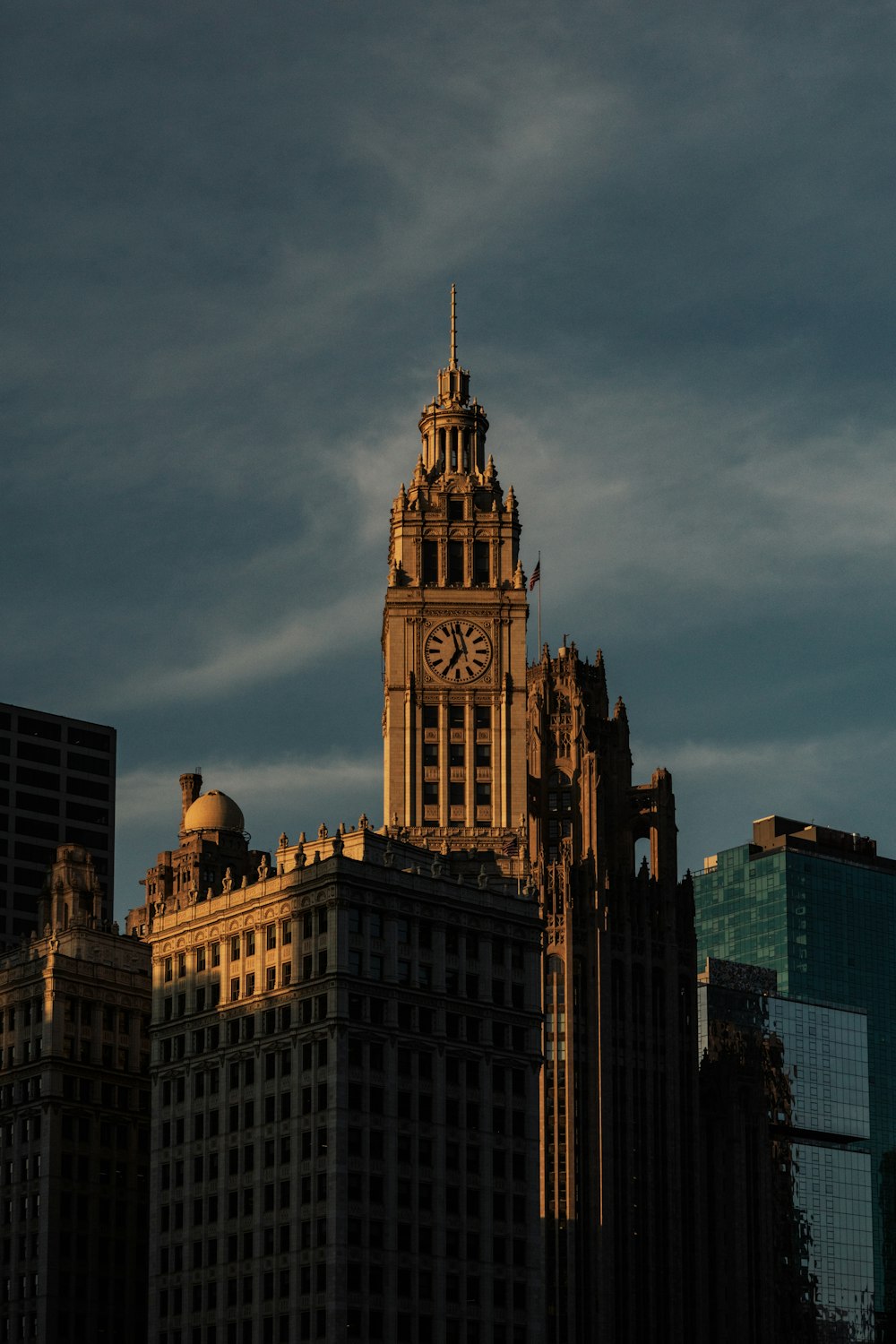 a clock tower in a city