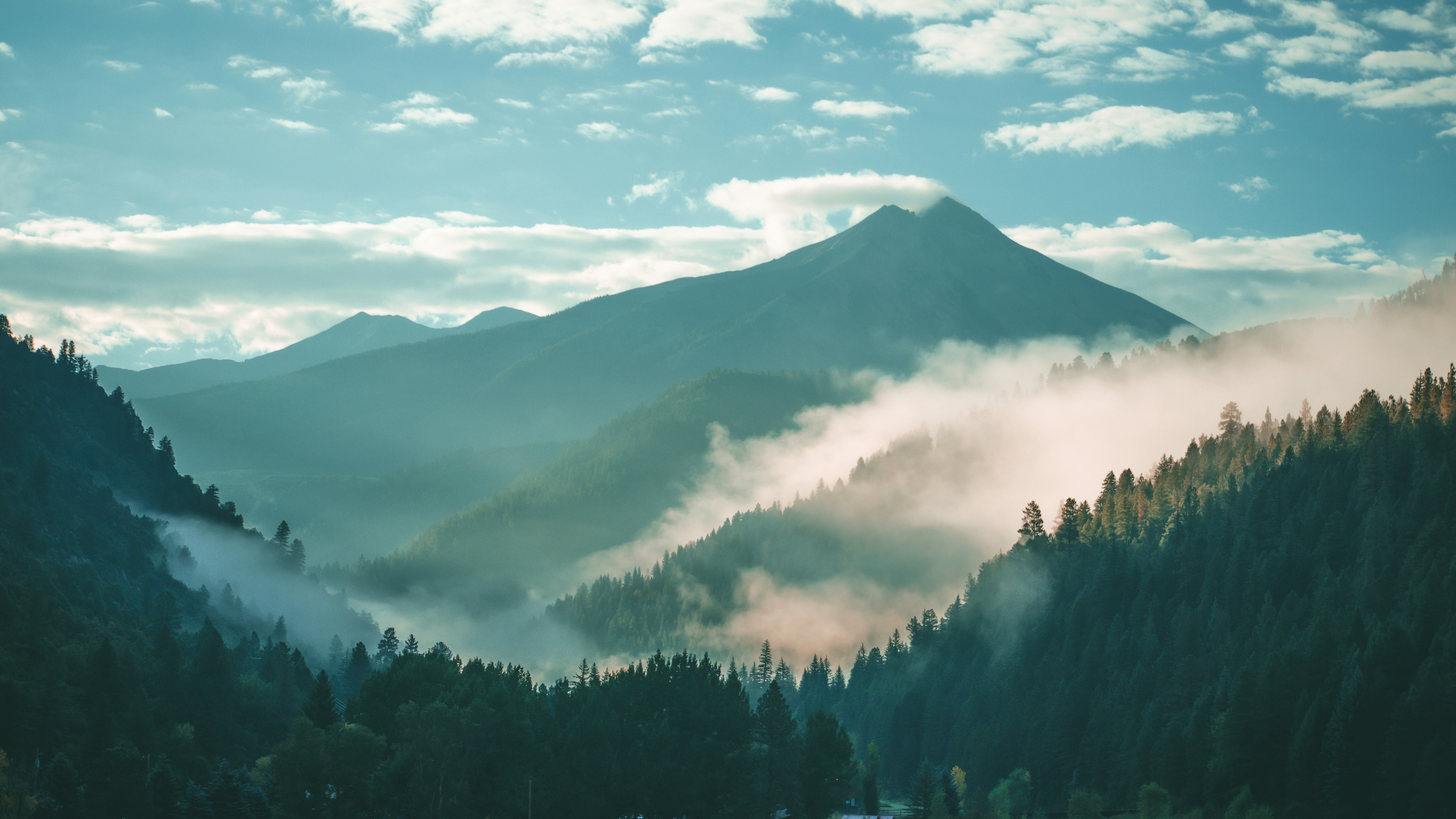 Photo by photosoflogan