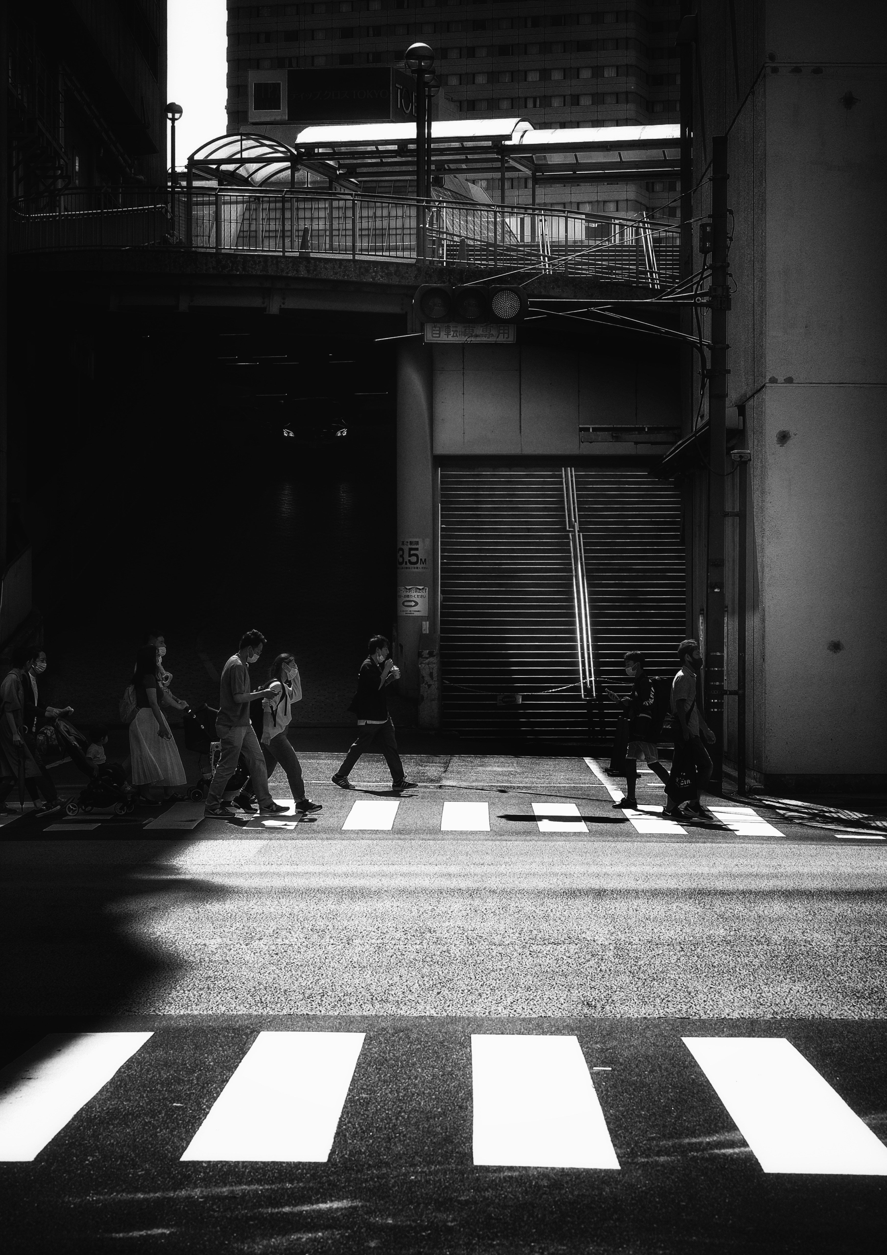 Photo by rojiurayokocho