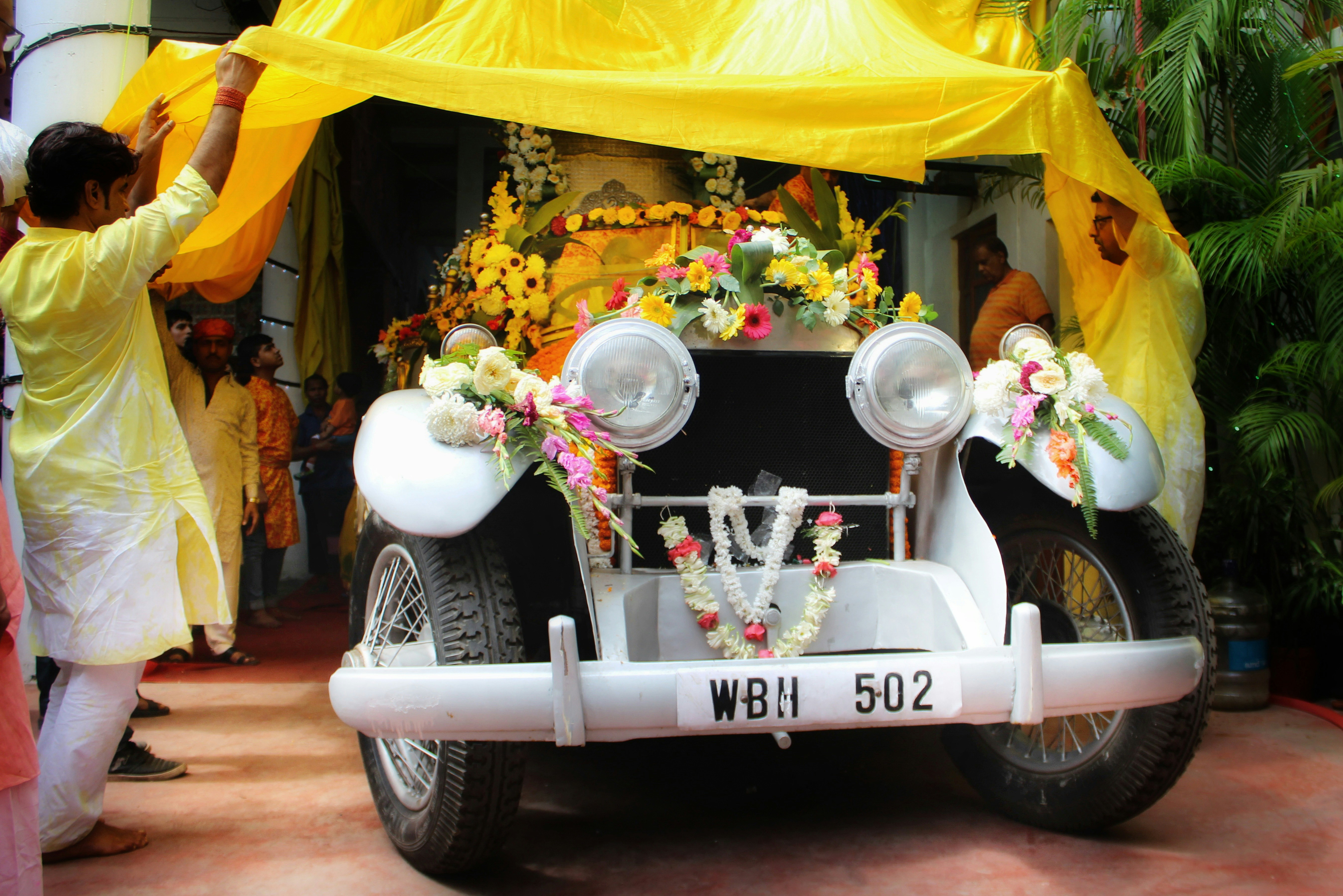 Teen wearing streetwear