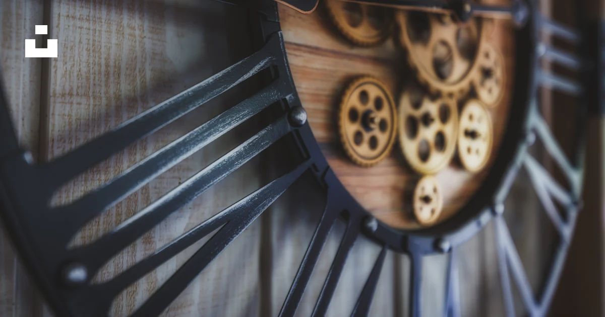 A metal contraption with a handle photo – Free Machine Image on Unsplash