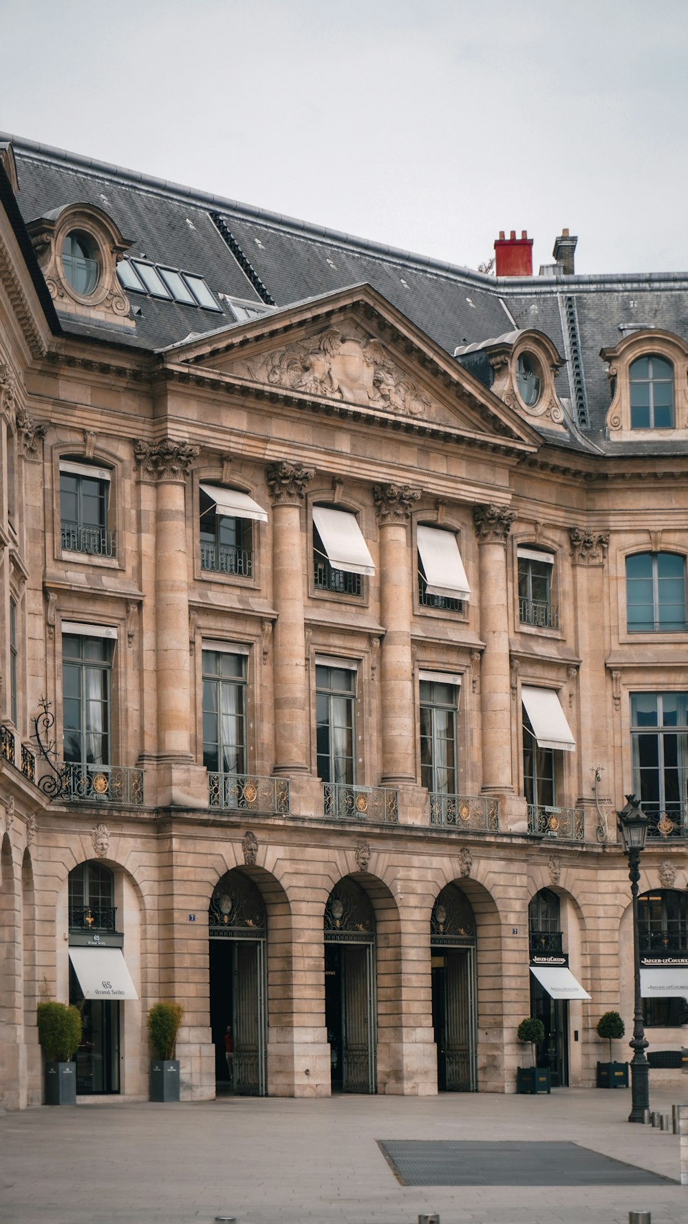 a building with a large balcony