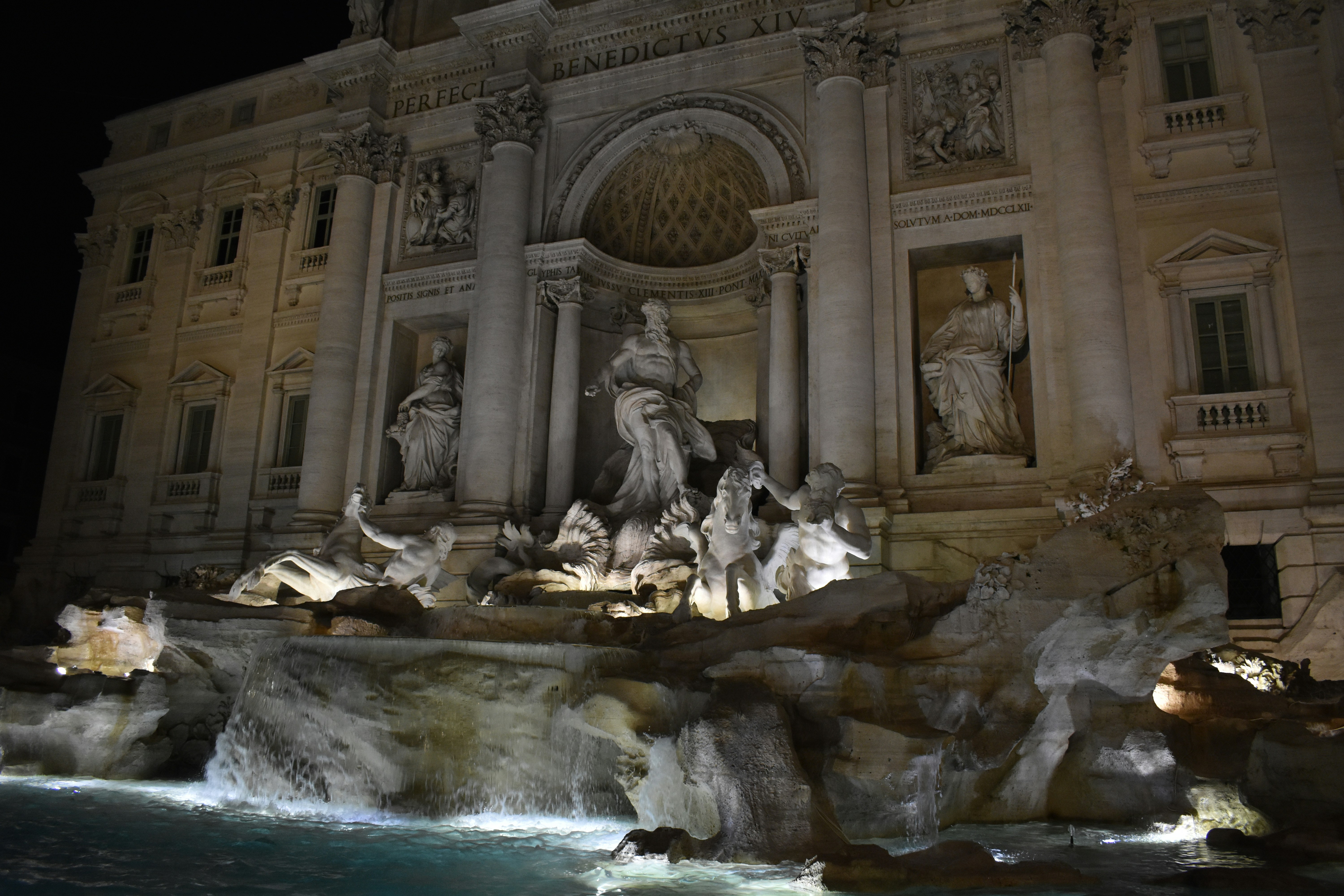 Rome, Italy. The Roomster Guide.