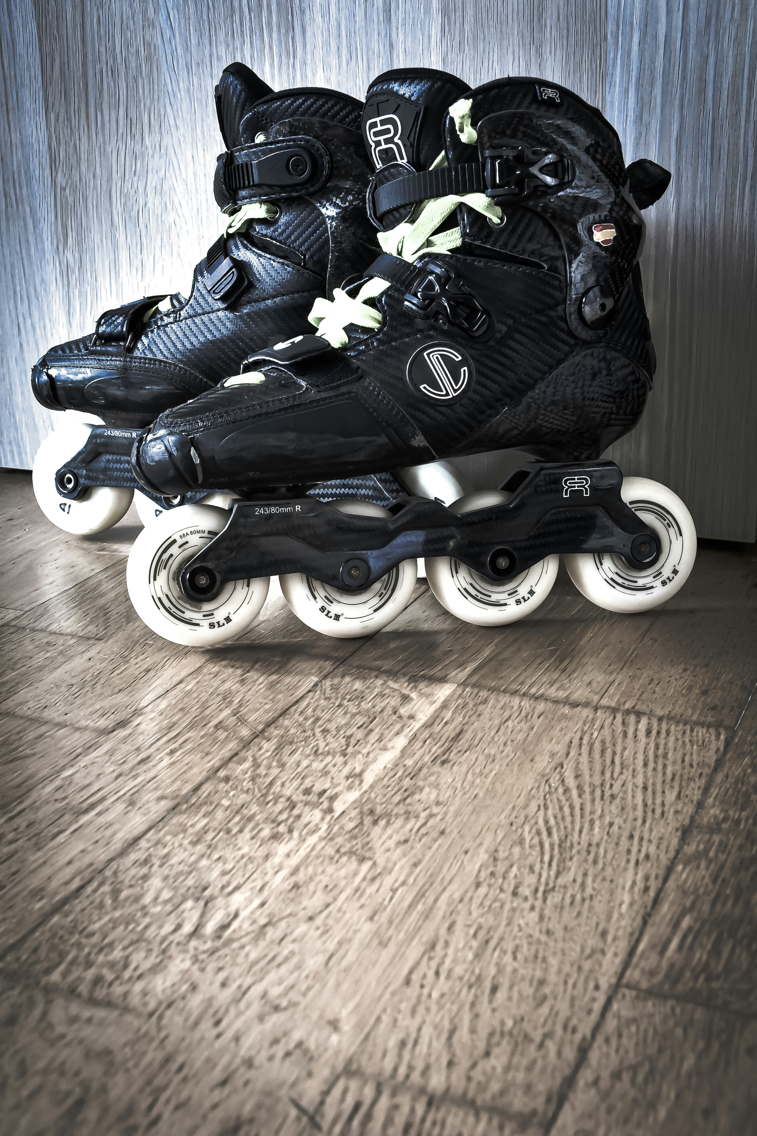 a black and white baby stroller