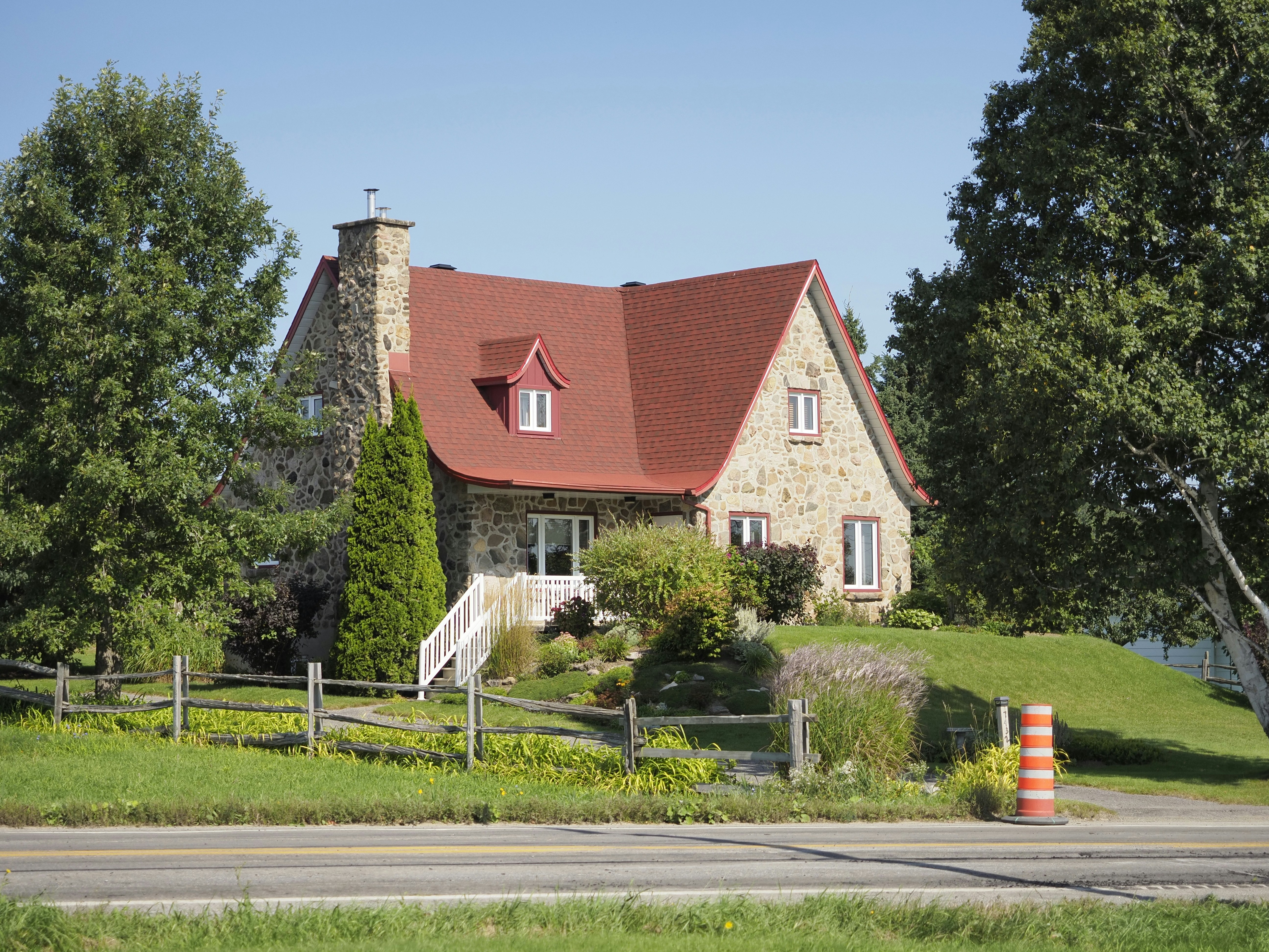 Photo by sergey_photos