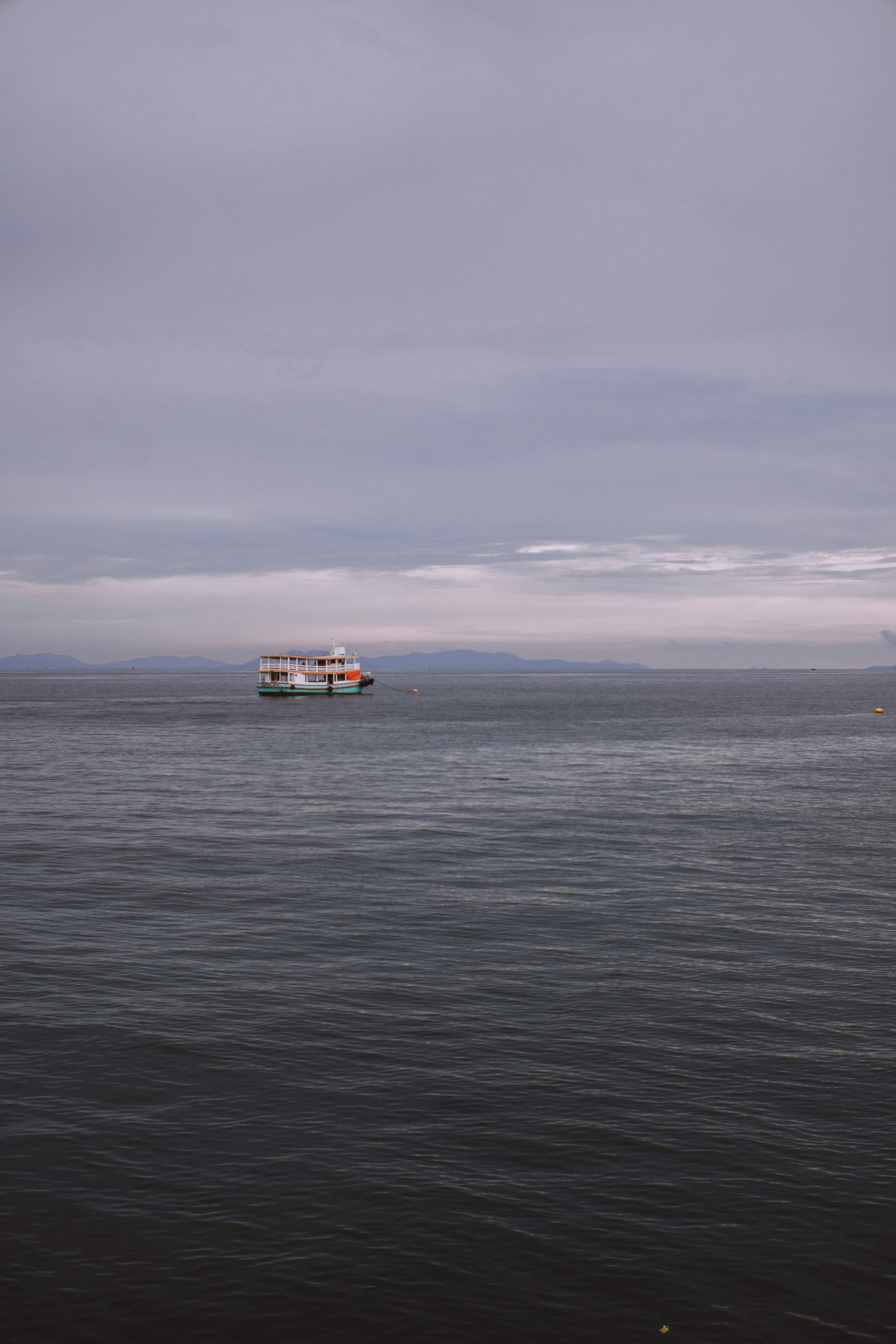 Photo by aungswamnyi