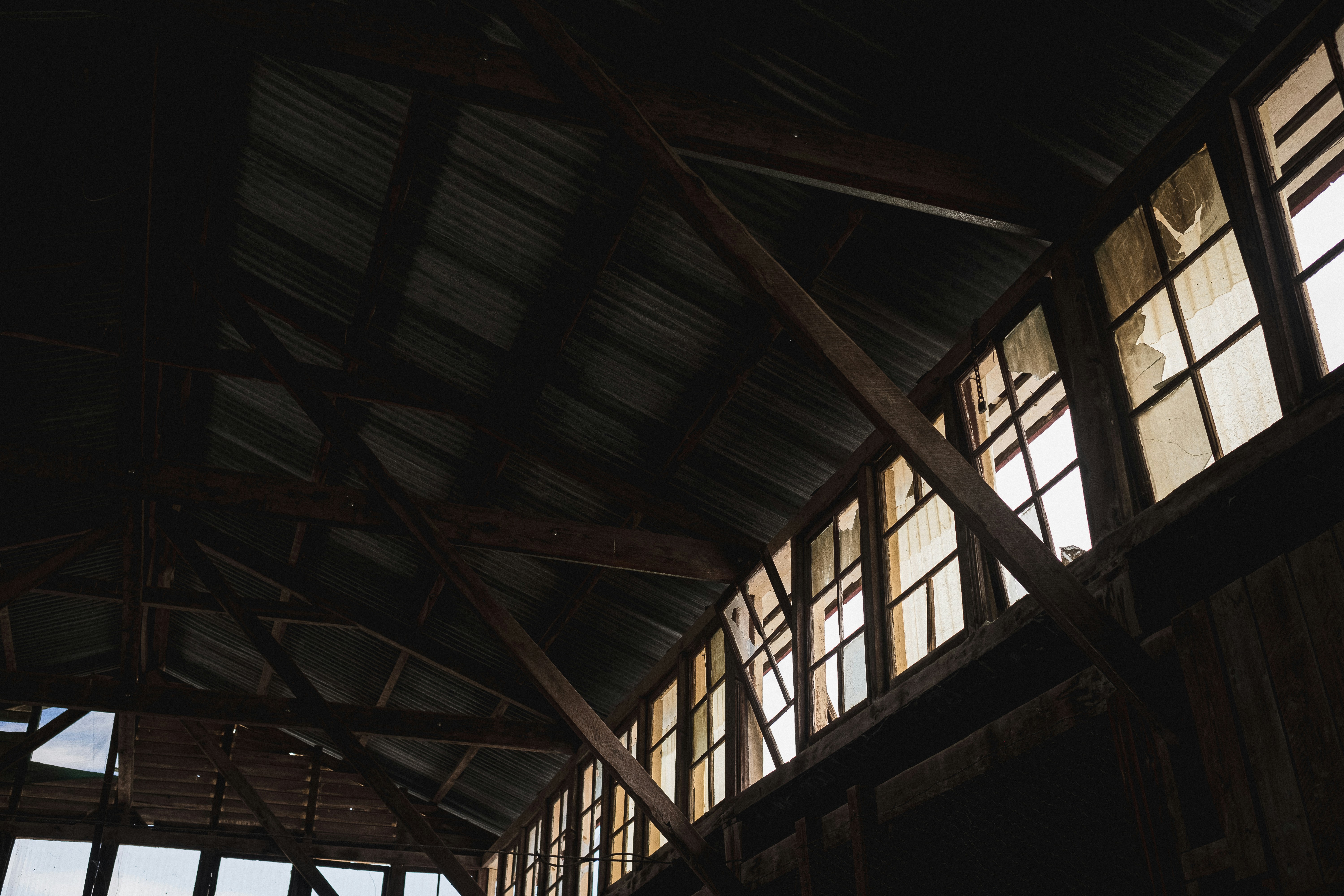 photo-1664799024144-83f10b6e9188?ixid=M3wxMjA3fDB8MXxzZWFyY2h8MTh8fHBva2VydHViZXxlbnwwfHx8fDE3NDk4NTExMDN8MA\u0026ixlib=rb-4.1.0
