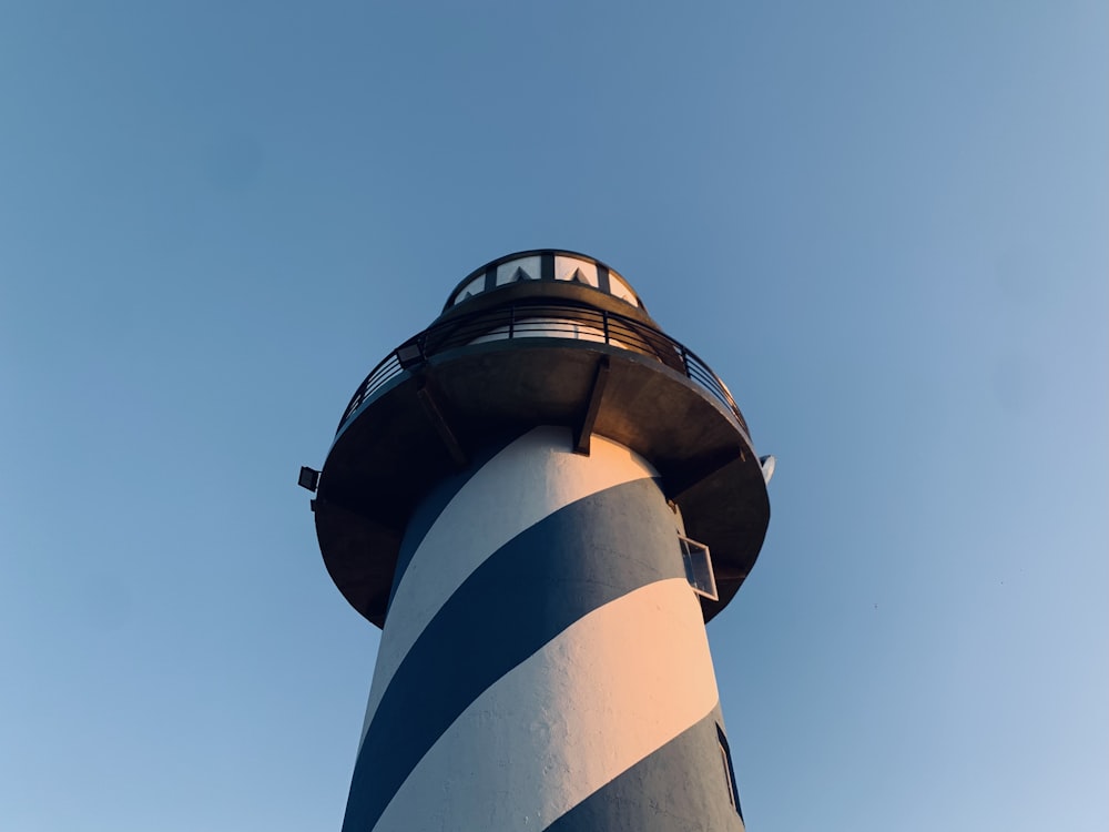 a tall tower with a circular top