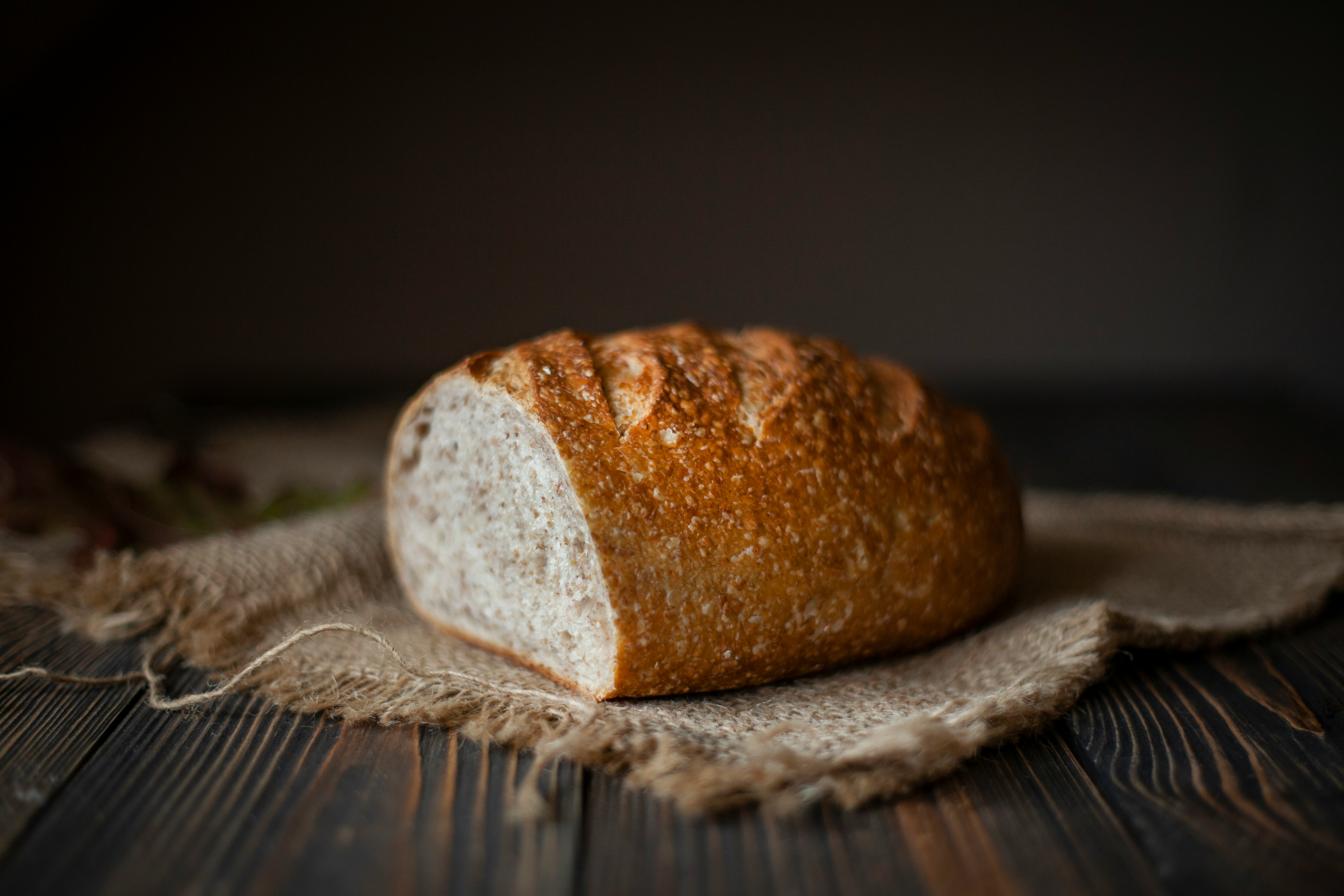 Ancient Grains, Modern Loaves: The Farmers and Bakers Rewriting the Rules of American Wheat