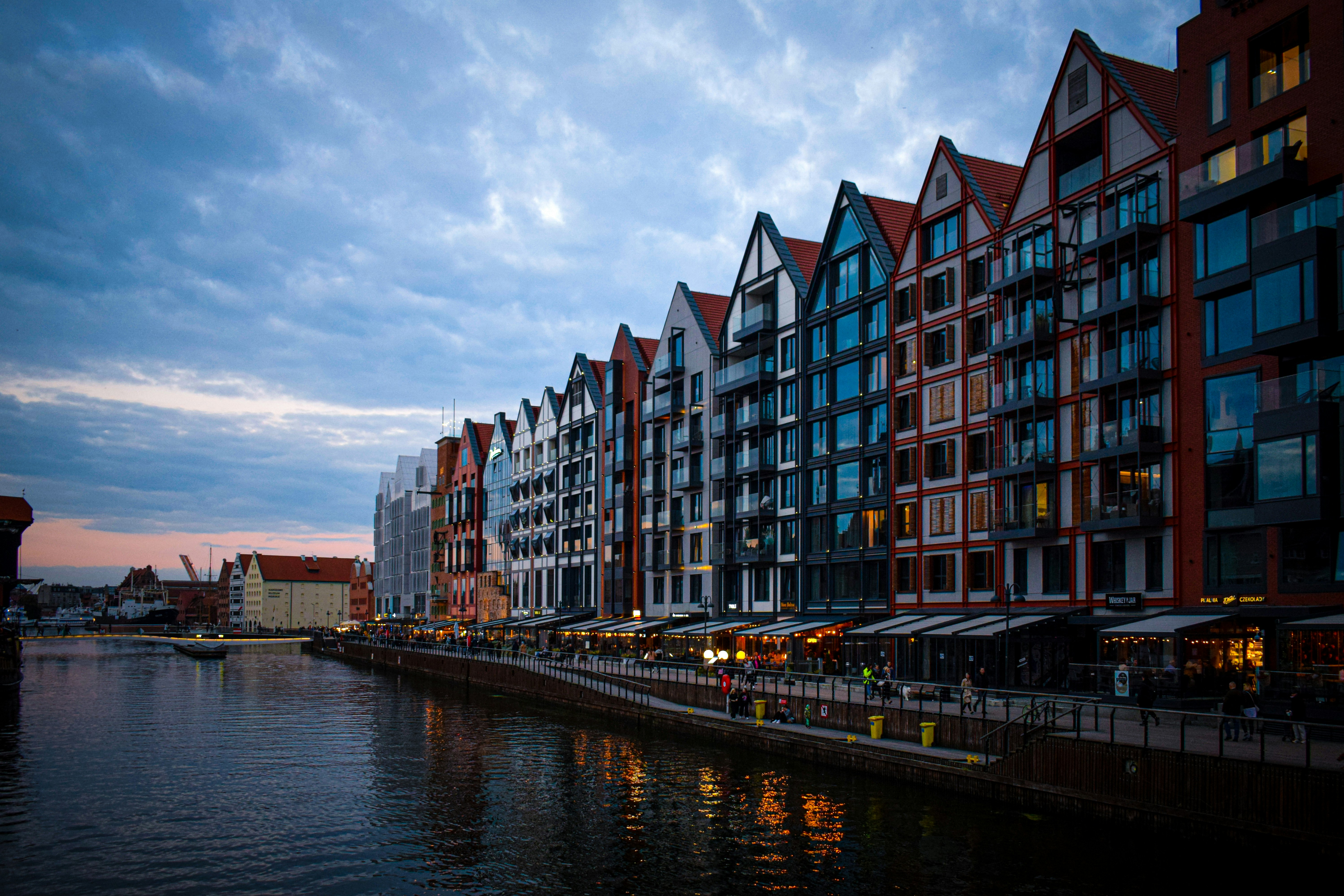 Photo by darya_tryfanava