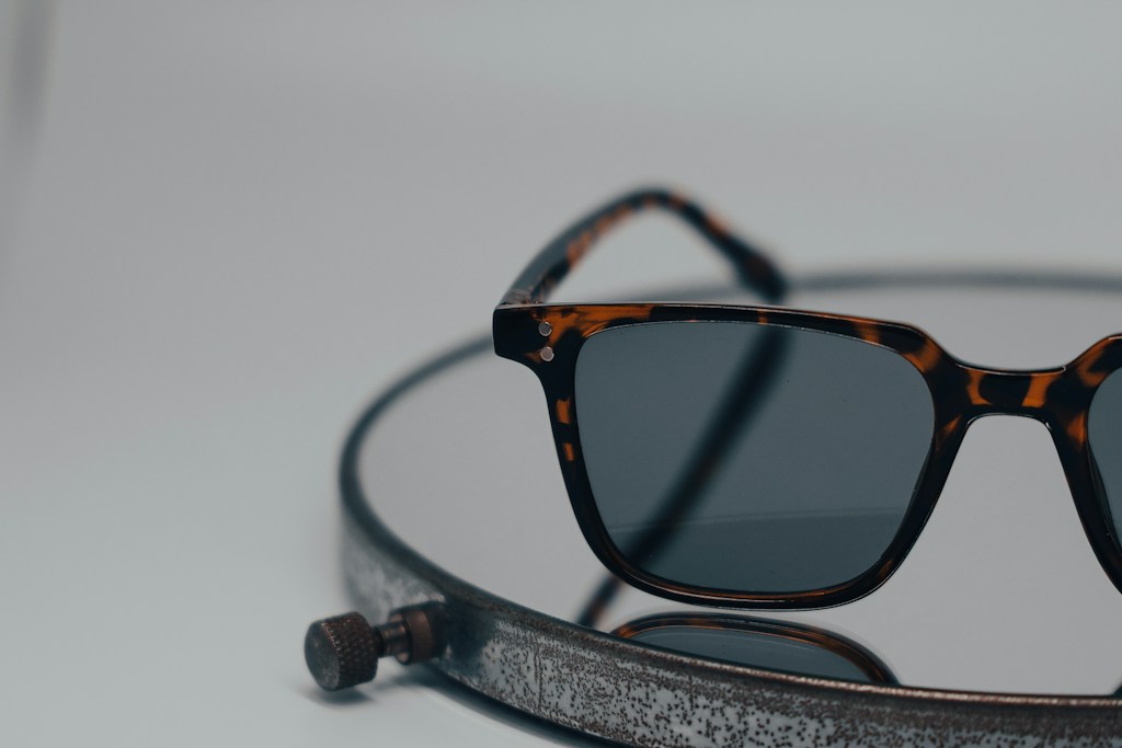 The Margot Sun Frame