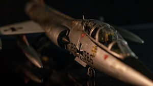 Model Airplane