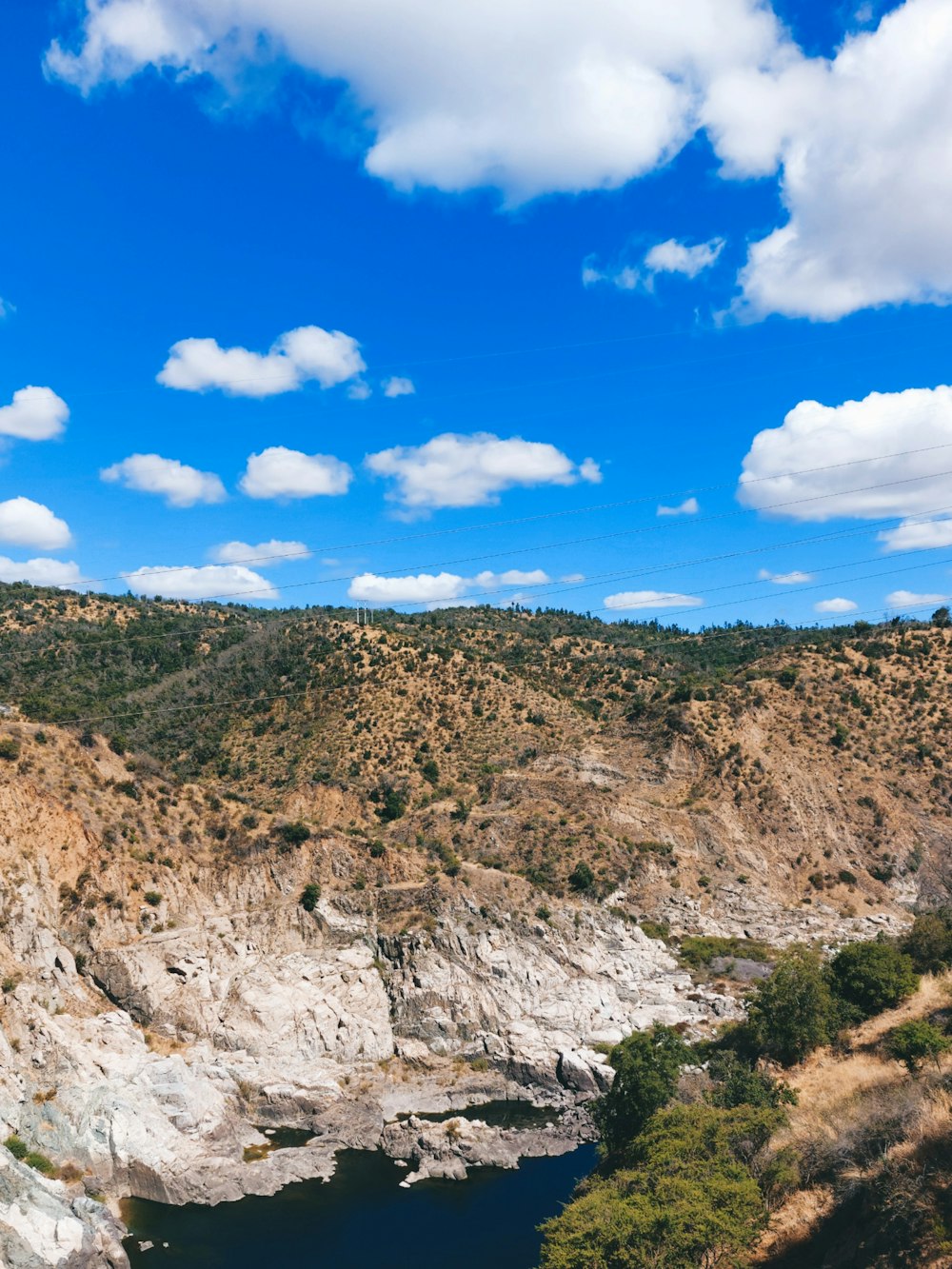 a river running through a canyon