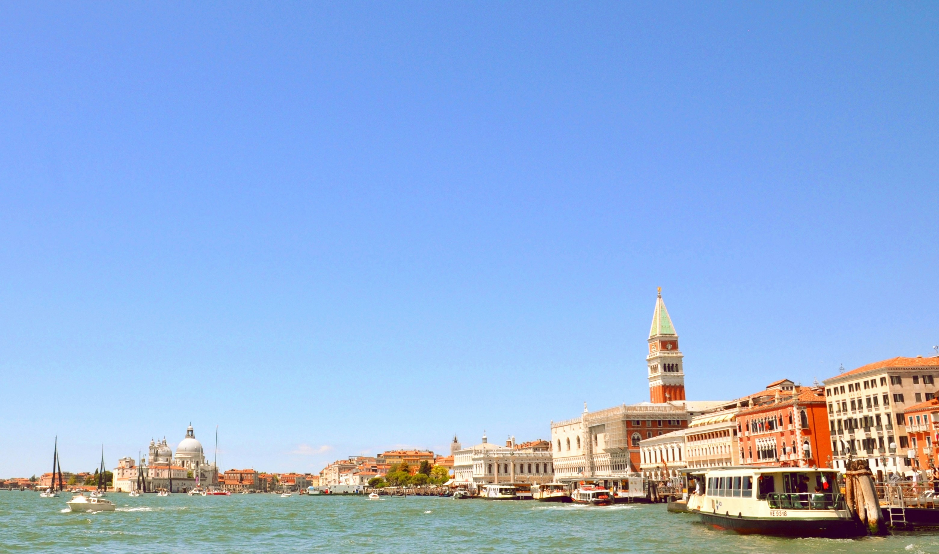 Photo by ninogakhokia