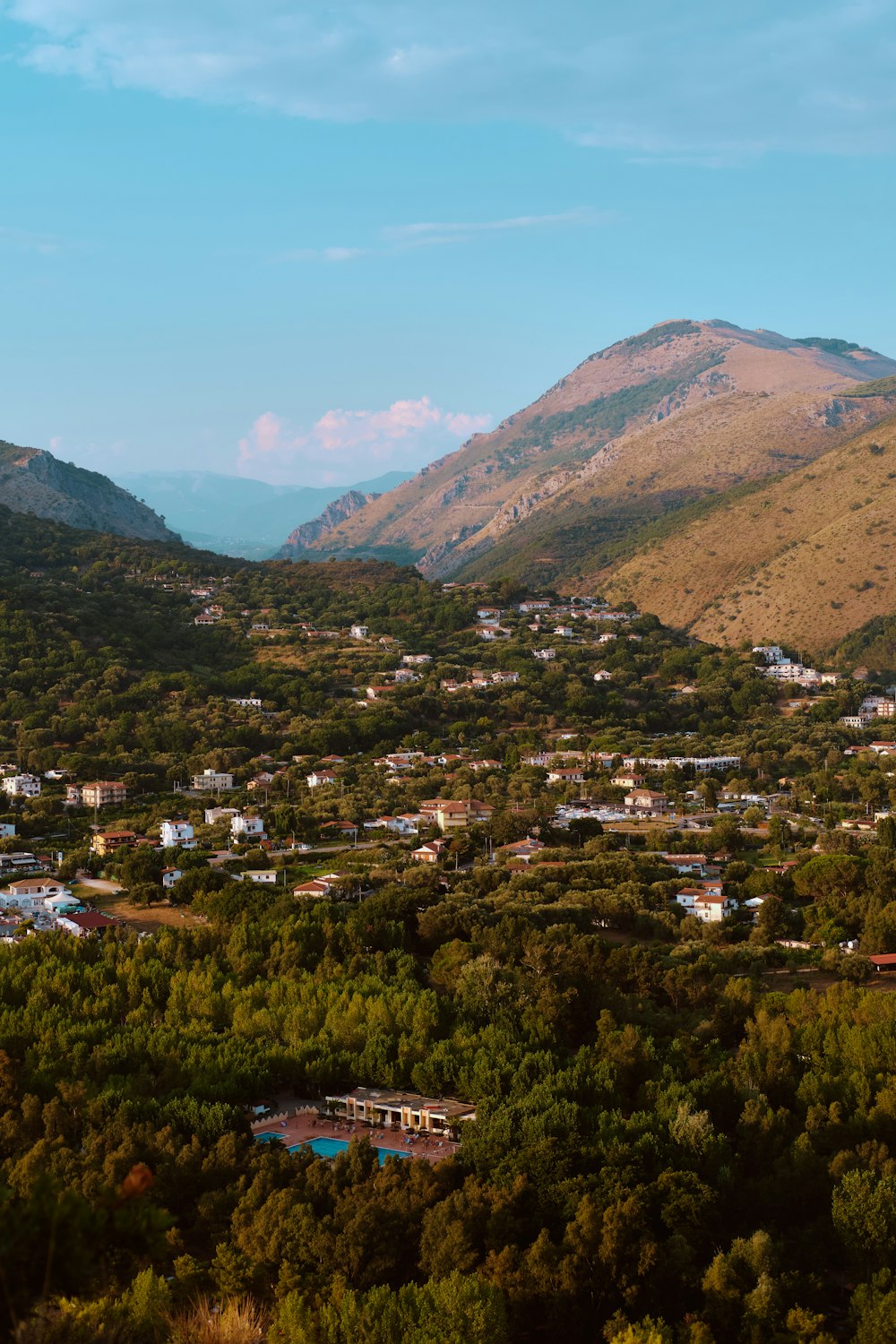 a town in the valley between mountains