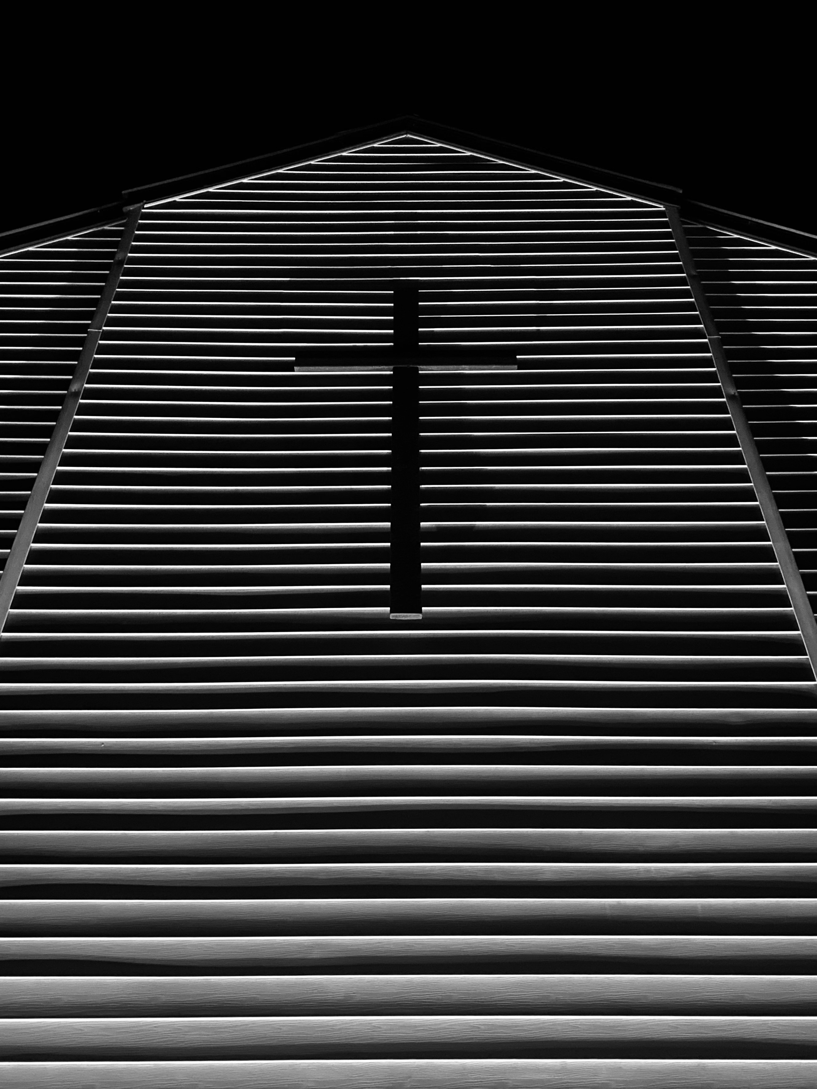 Black Friday 2026 Playbook for Hotel Deals: Last-Minute Savvy, Bundles, and Channel Timing