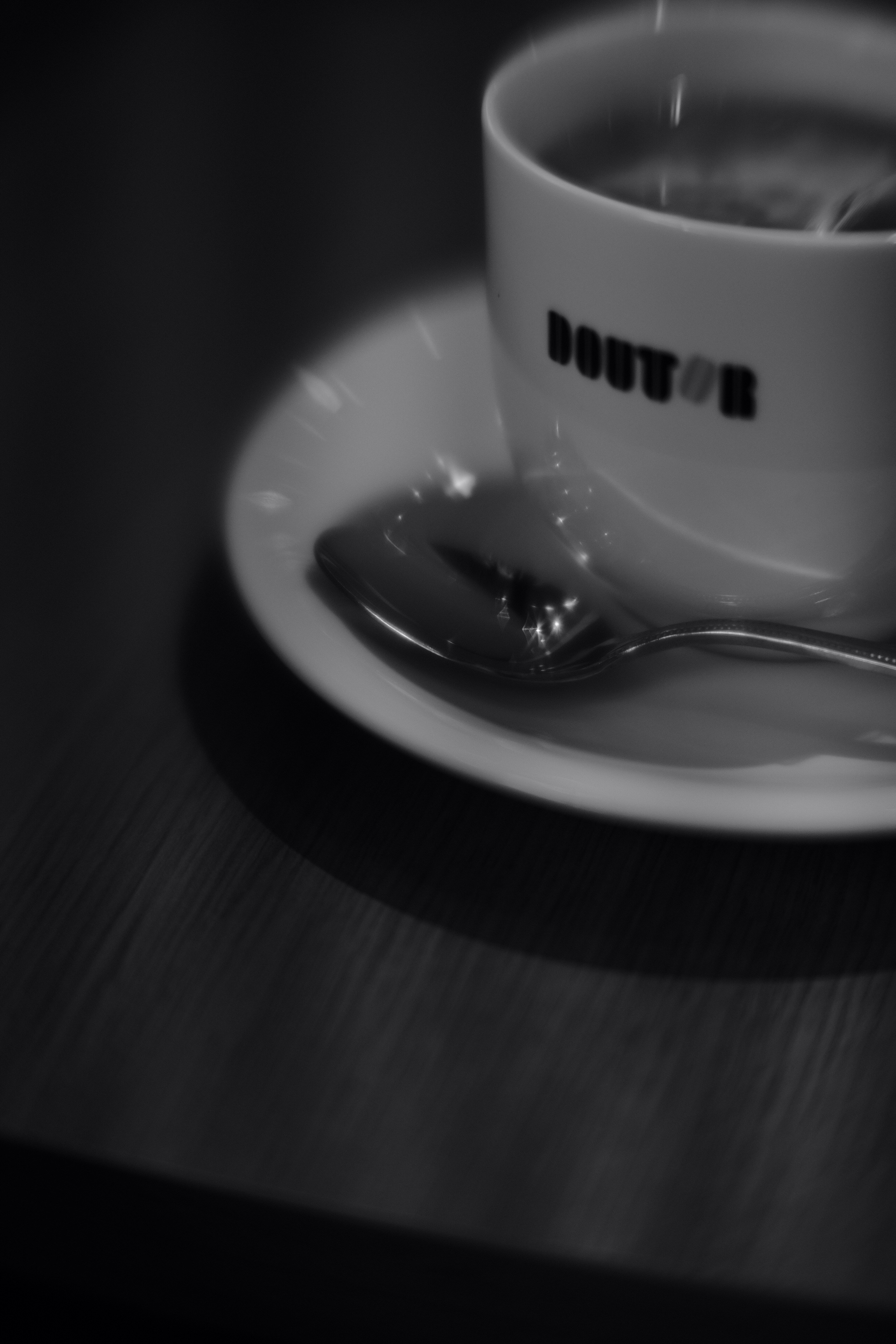 Os perigos do excesso de cafeína no seu sistema nervoso: o que acontece quando você passa do limite sem perceber