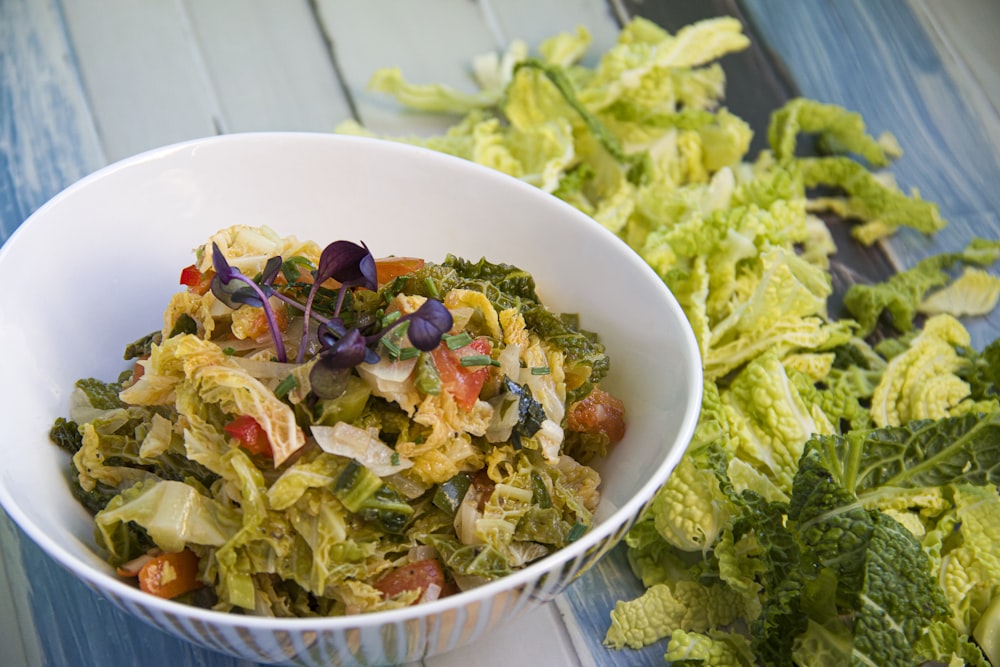 un tazón de ensalada