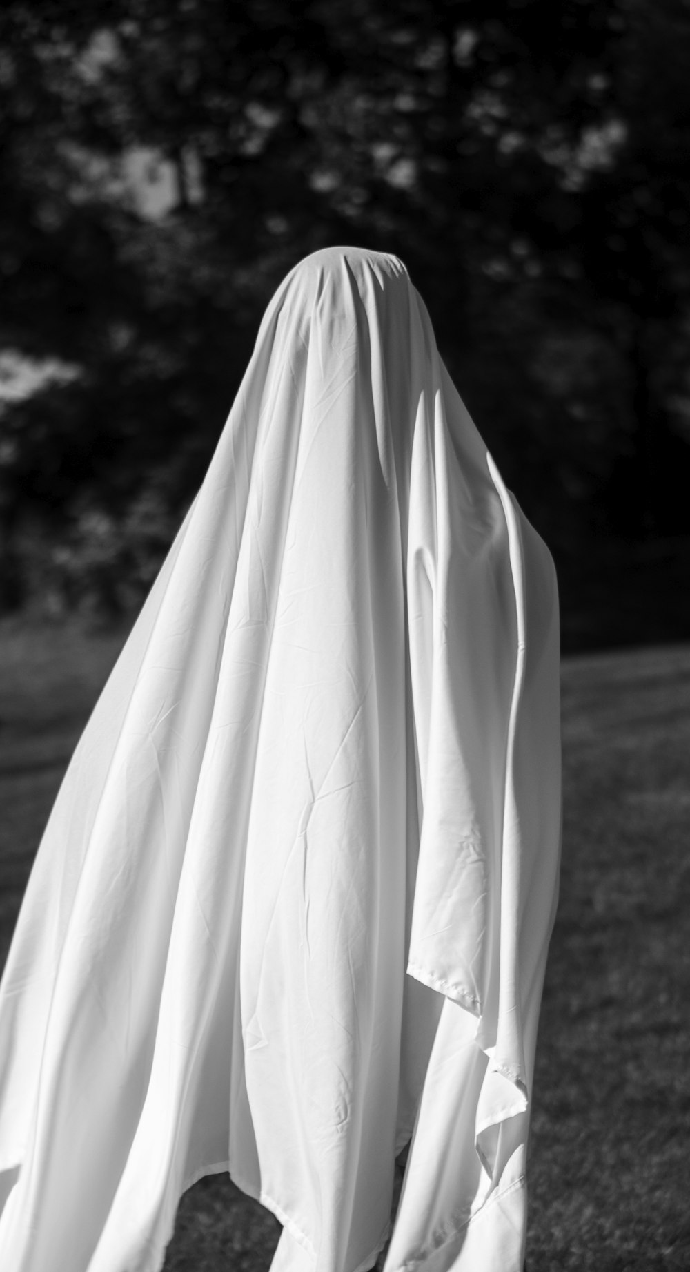 마네킹에 하얀 드레스