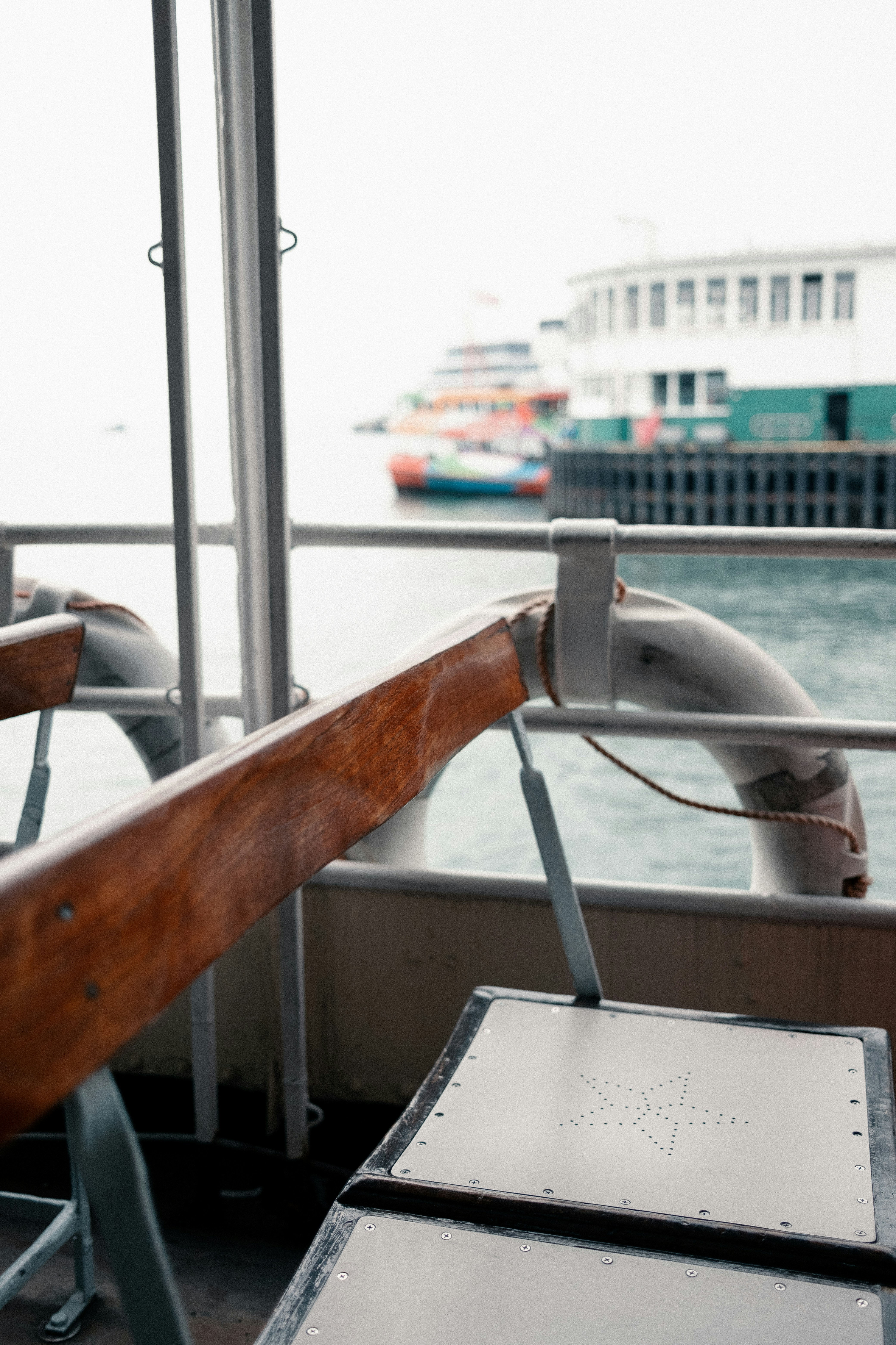 Un bateau sur l’eau