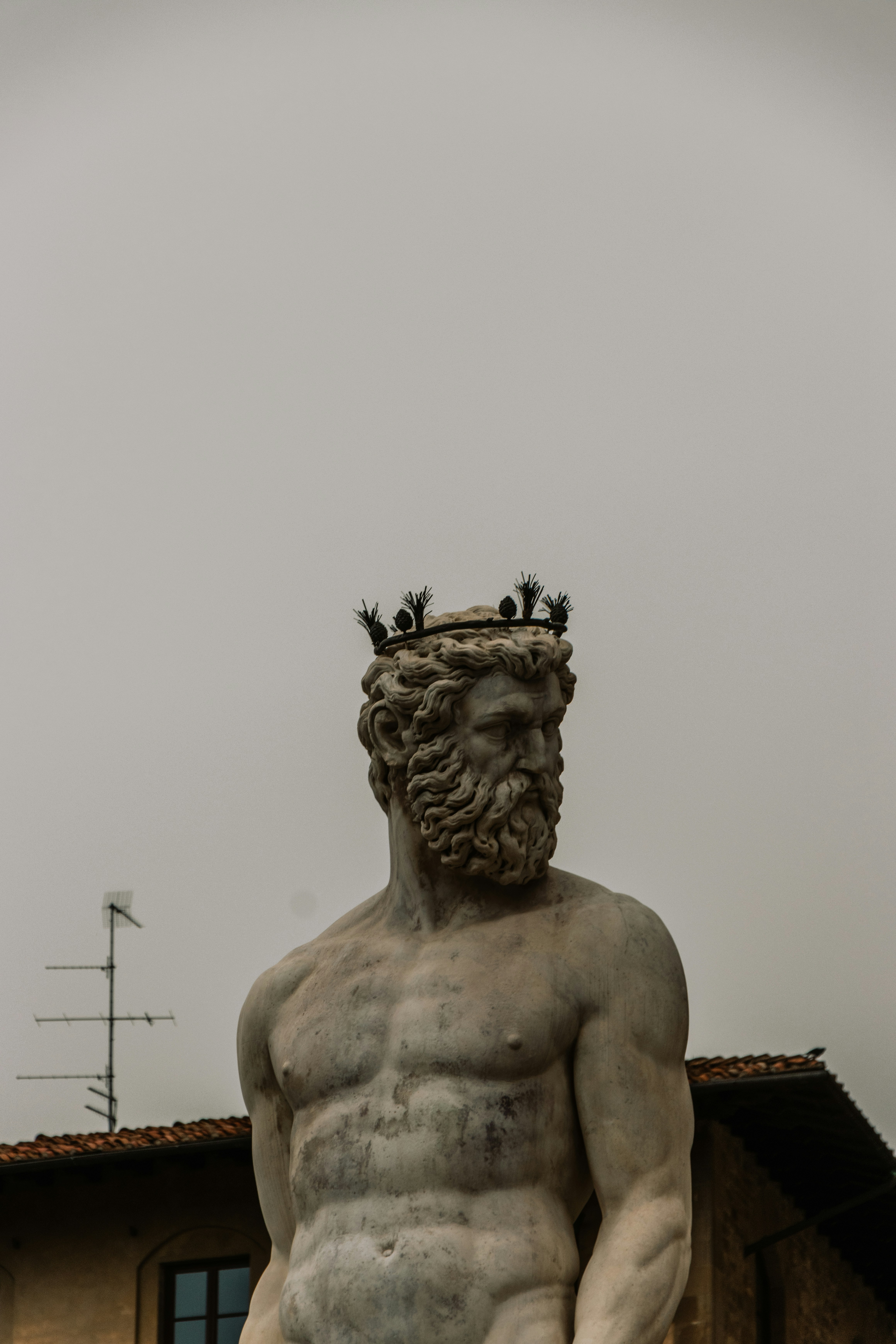 a statue of a person