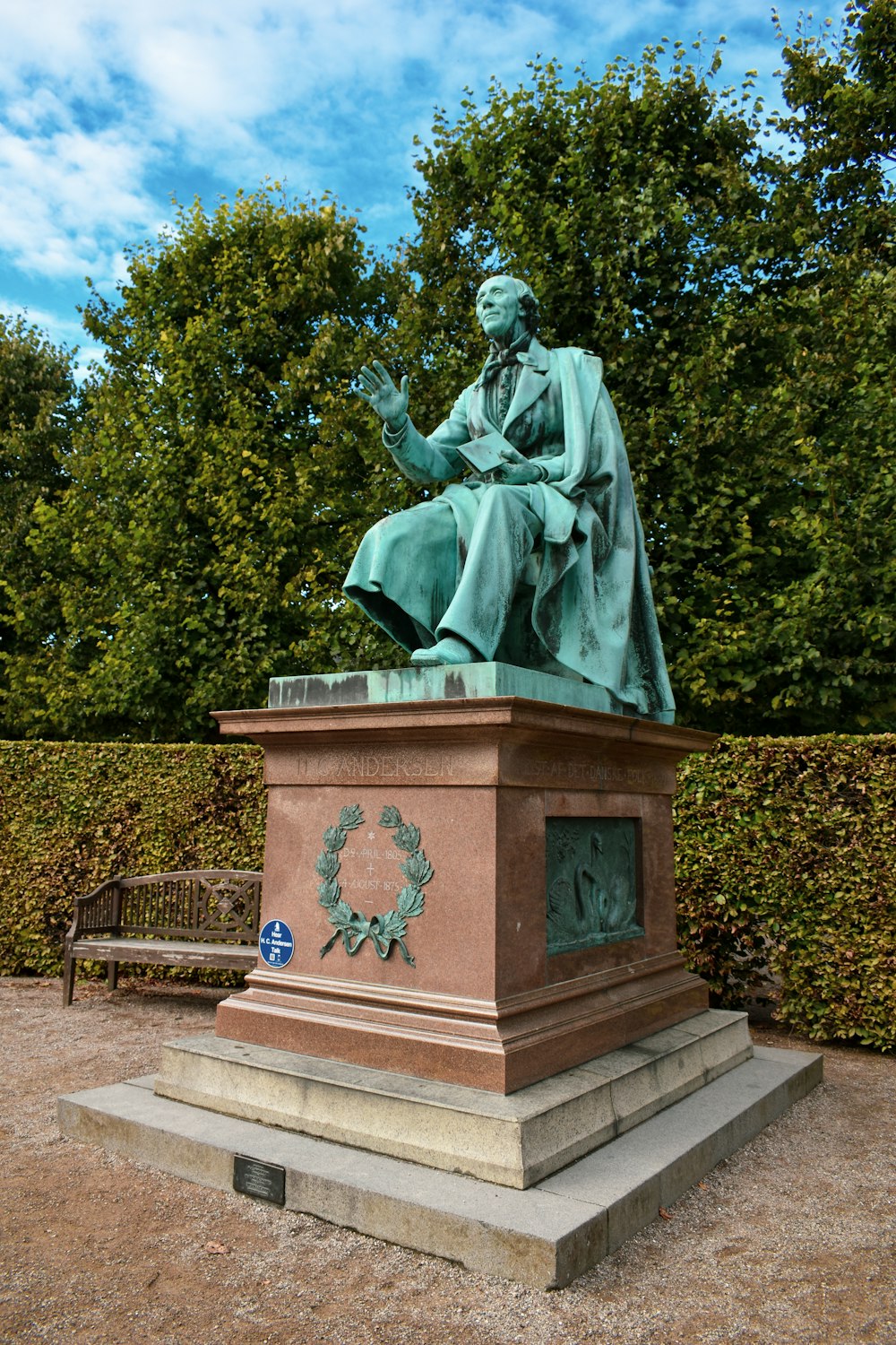 a statue of a person