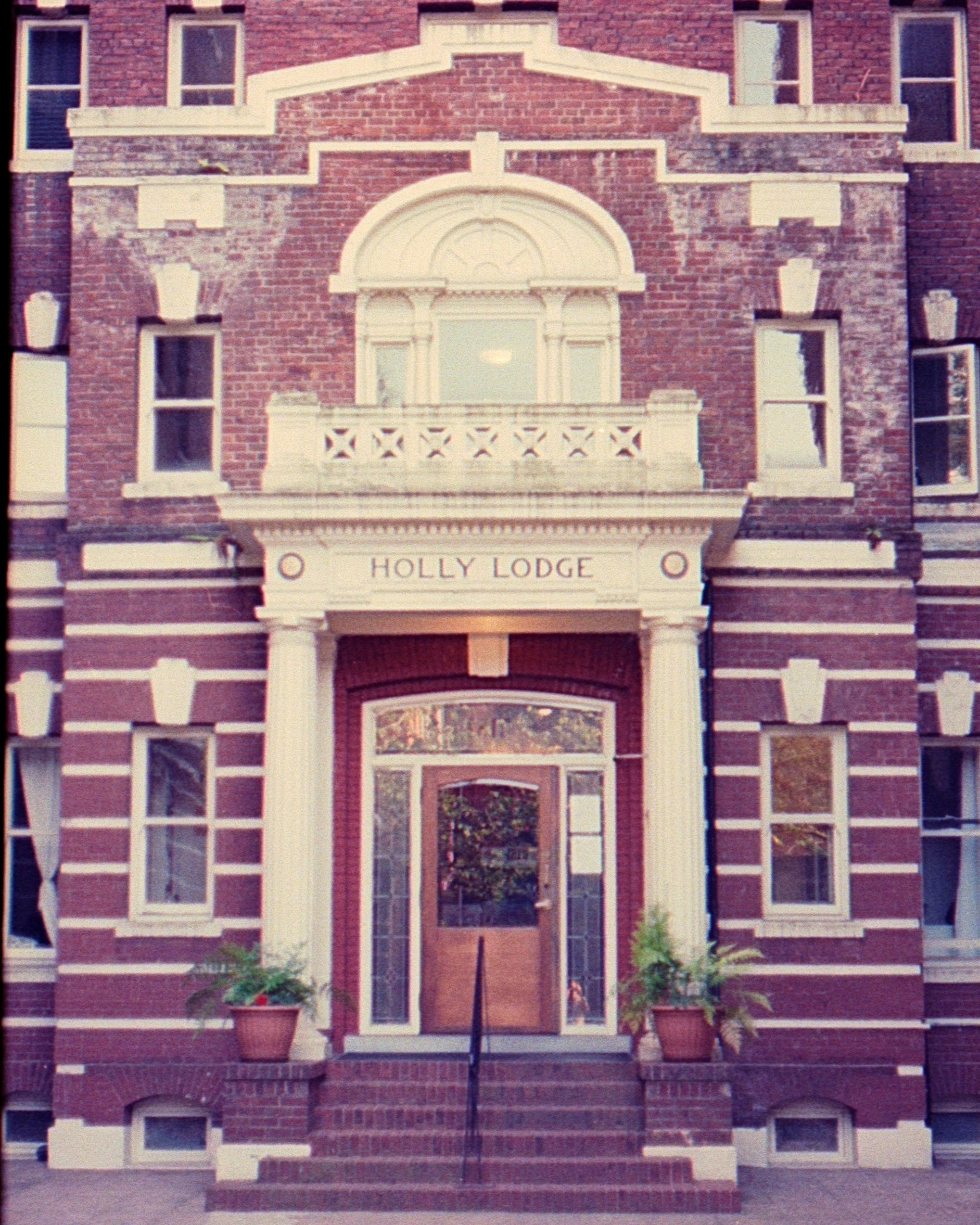 Photo by michaelthiessenstudio