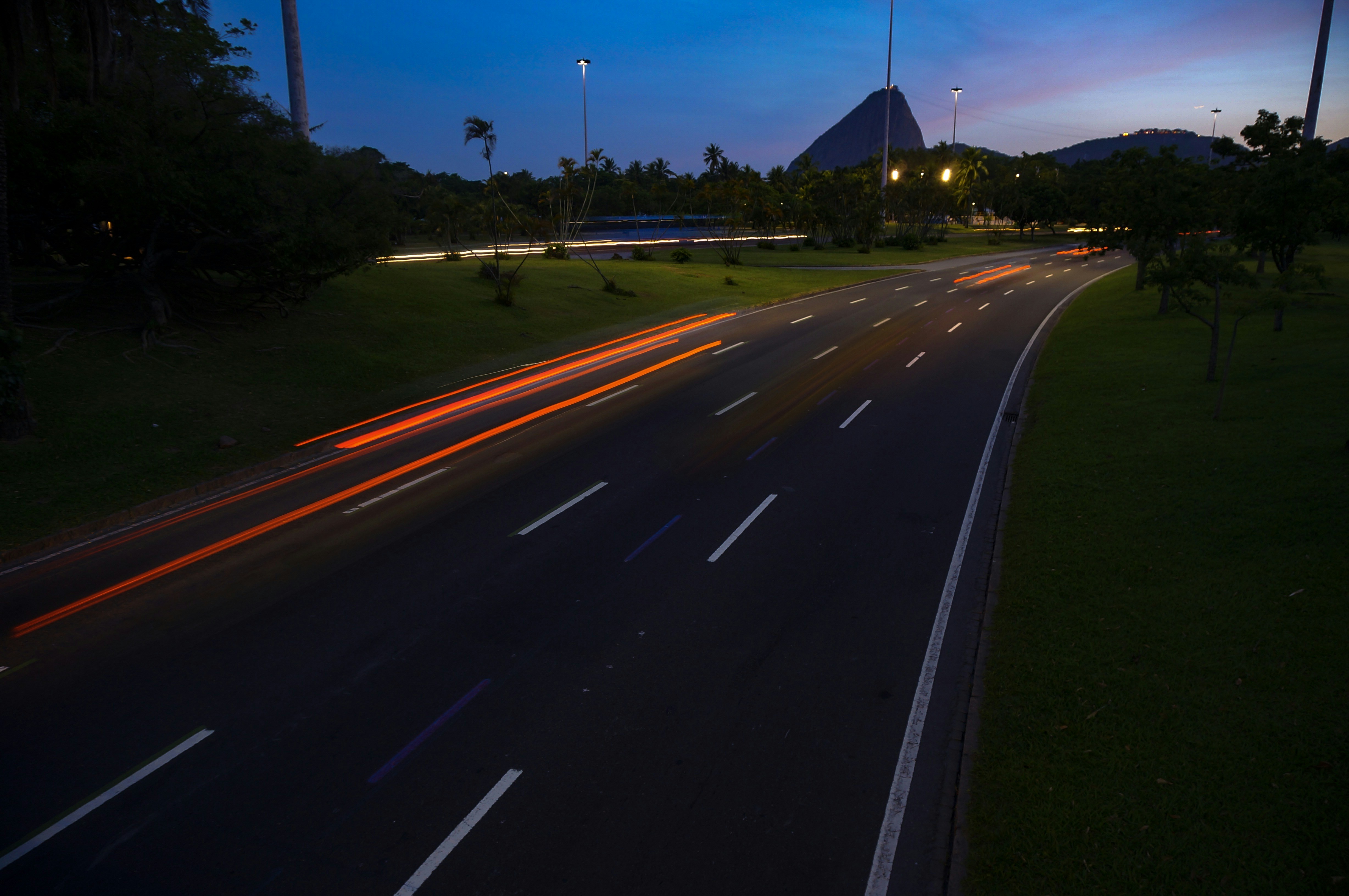Electric vehicles using fast chargers at a highway rest stop