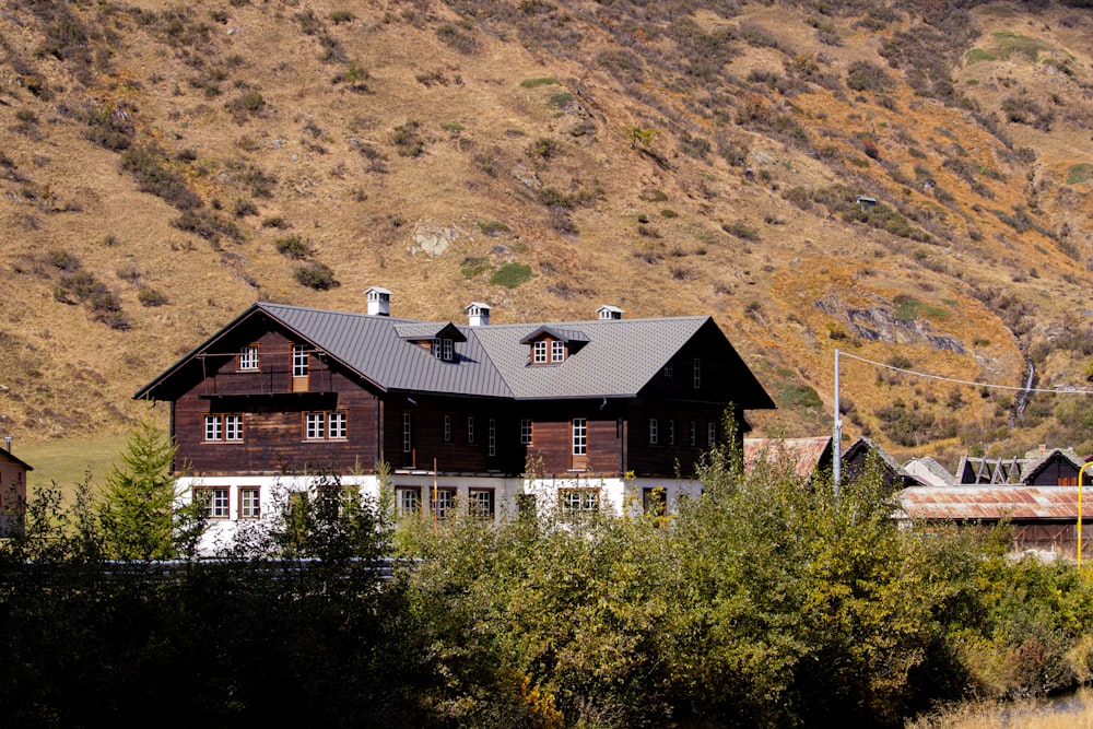 a house in the mountains