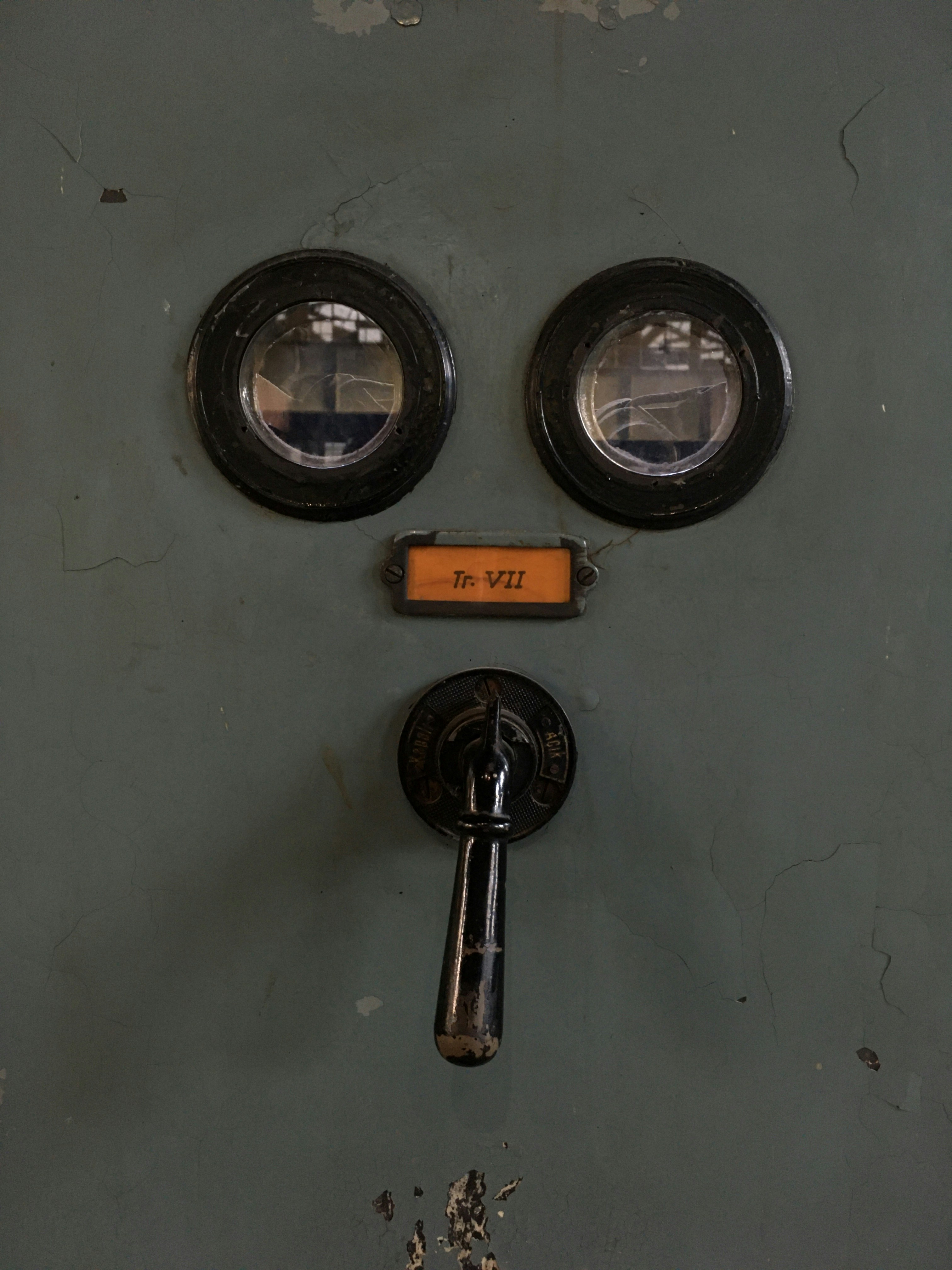 The Evolution of Llava-OneVision and Qwen2-VL-72B: A Deep Dive into AI Progress