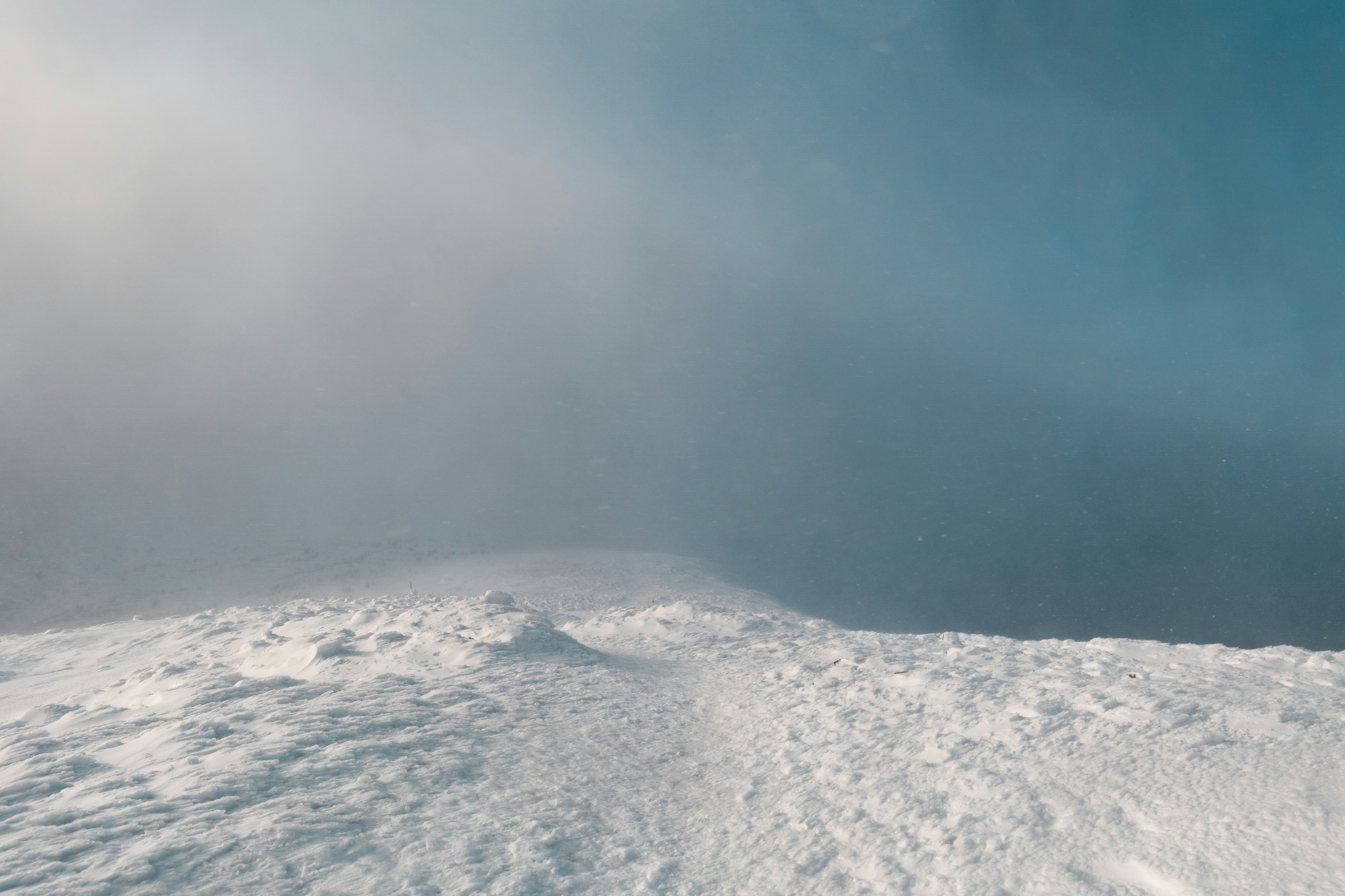 500+ photos de tempête de neige | Téléchargez des images gratuites sur  Unsplash, image size:3000x2000