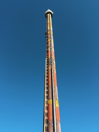 a tall tower with a blue sky