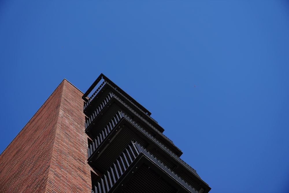 a building with a blue sky