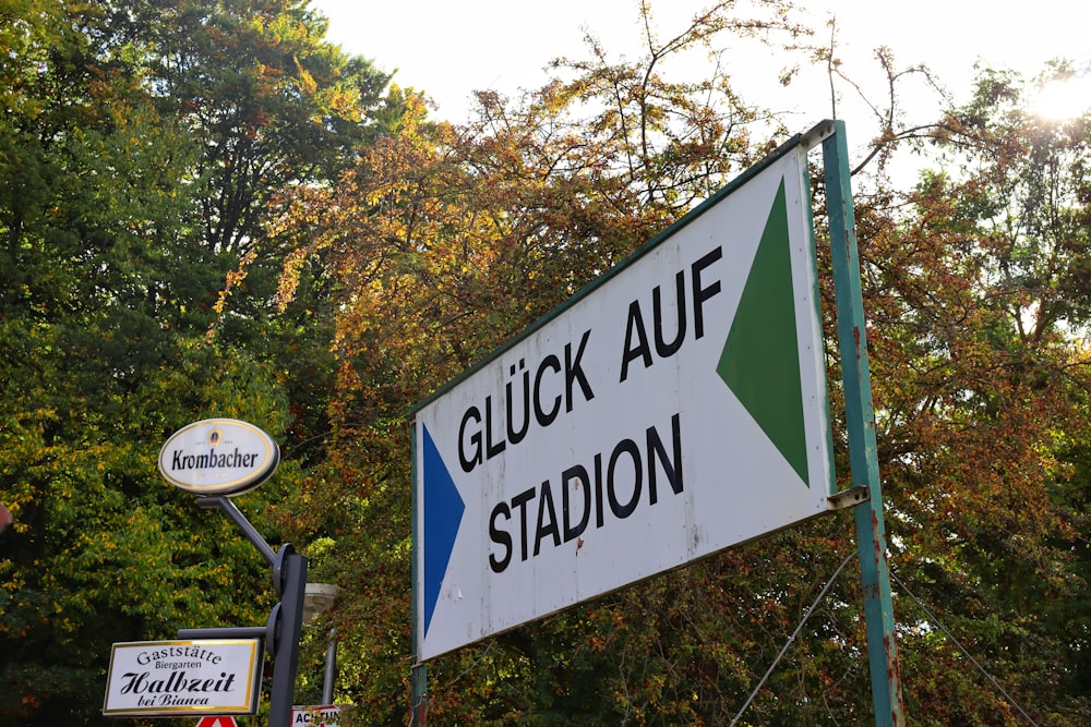 a street sign is posted on a pole