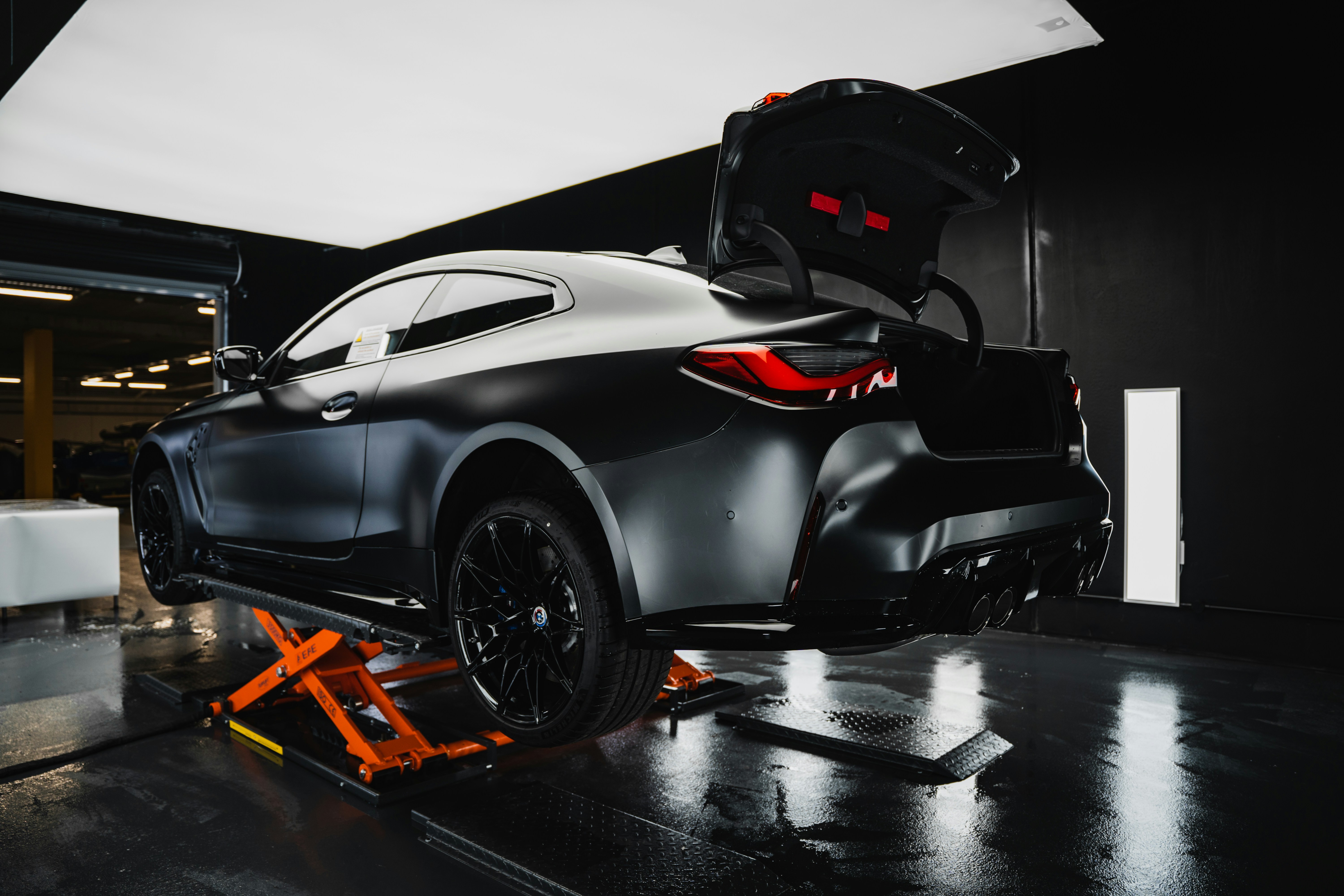 Photo by winstontjia