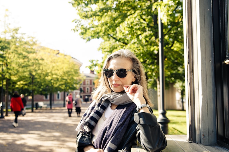 a person wearing sunglasses