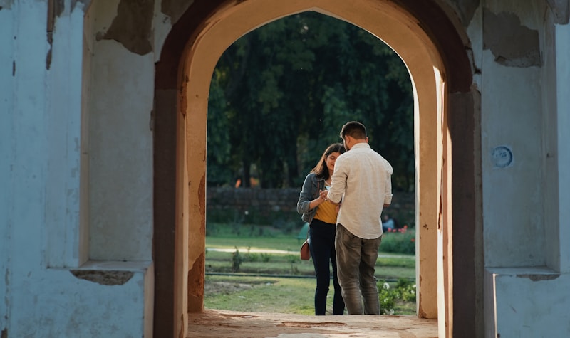 Romantic kiss in daylight