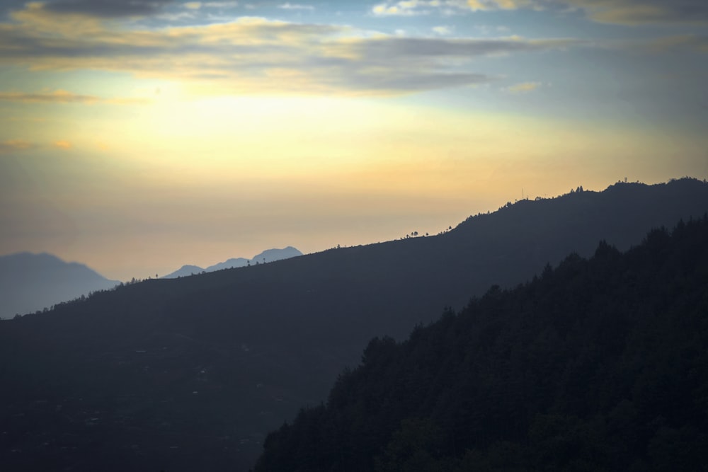 夕焼けの山脈