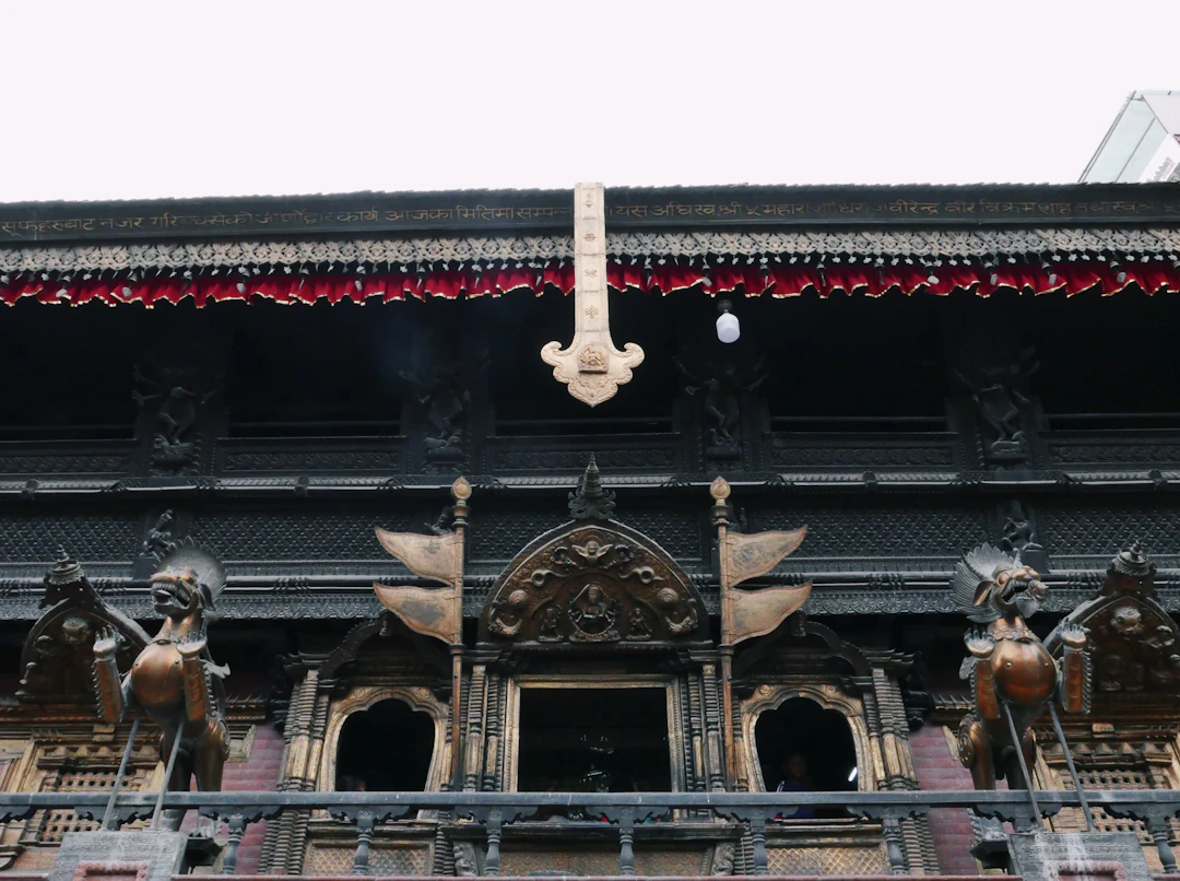 4-Day Nepal Budget Backpacking Itinerary | Save Money