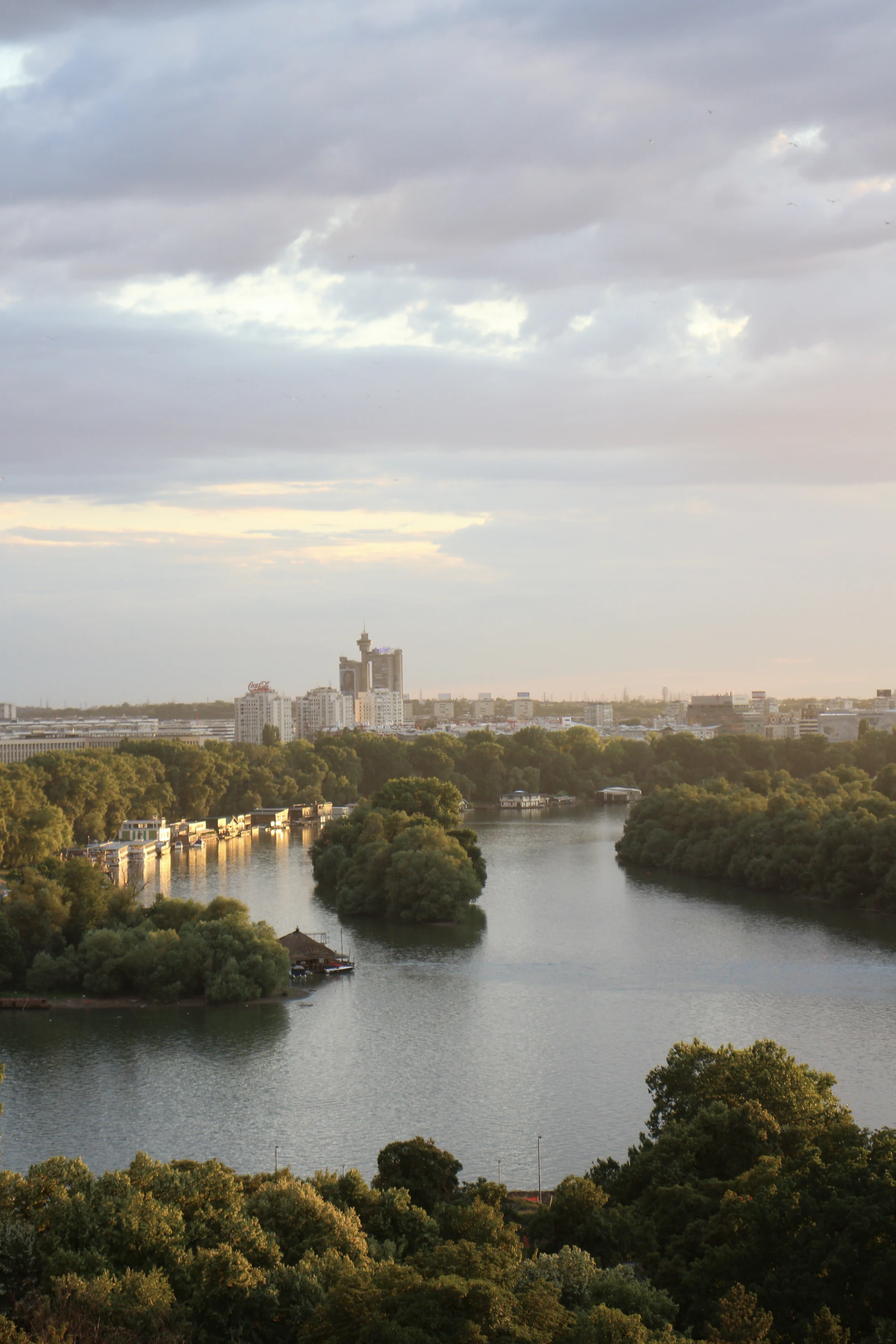 Vue sur Belgrade depuis la forteresse de Kalemegdan