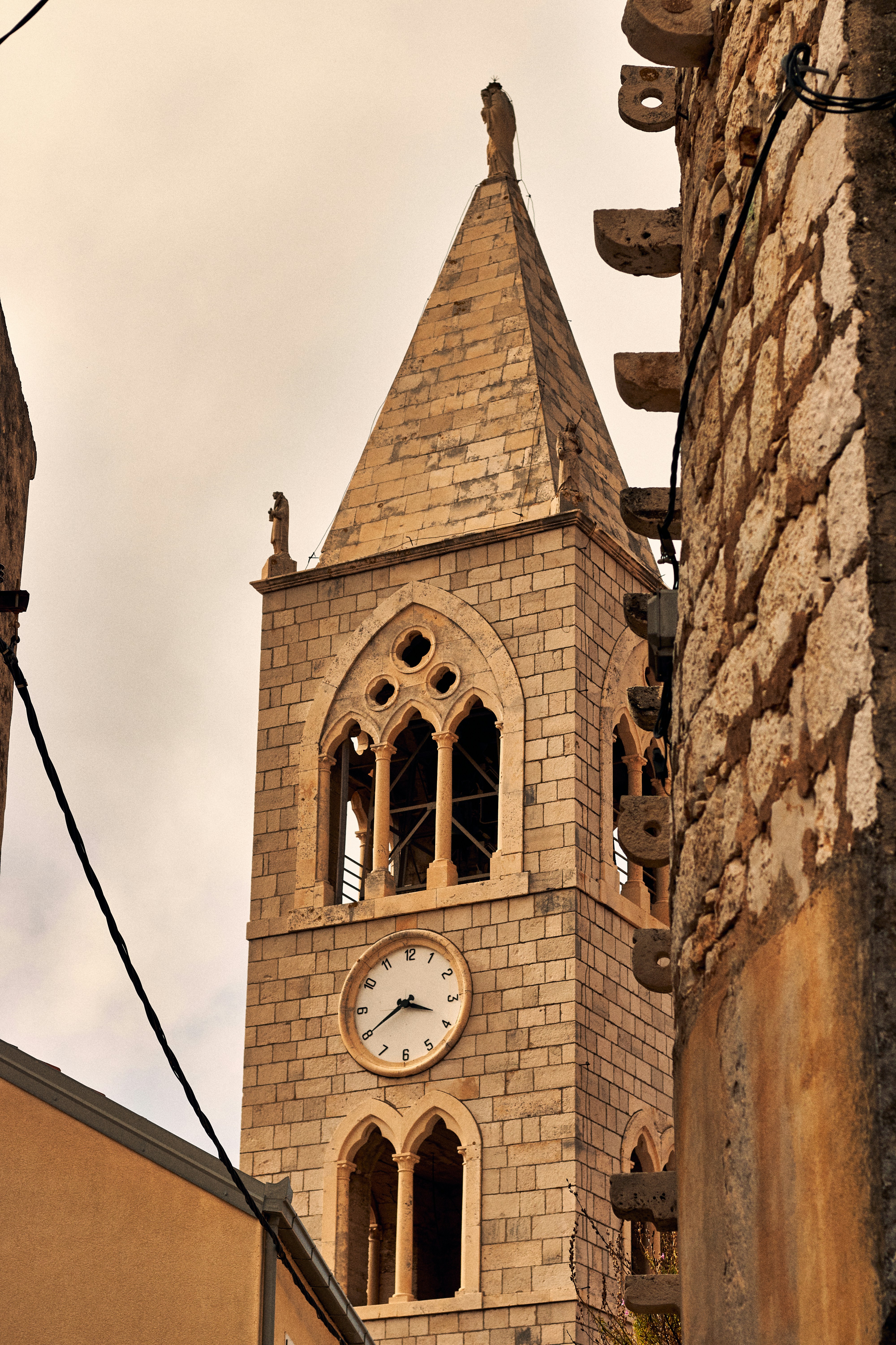 Photo by saracudanov