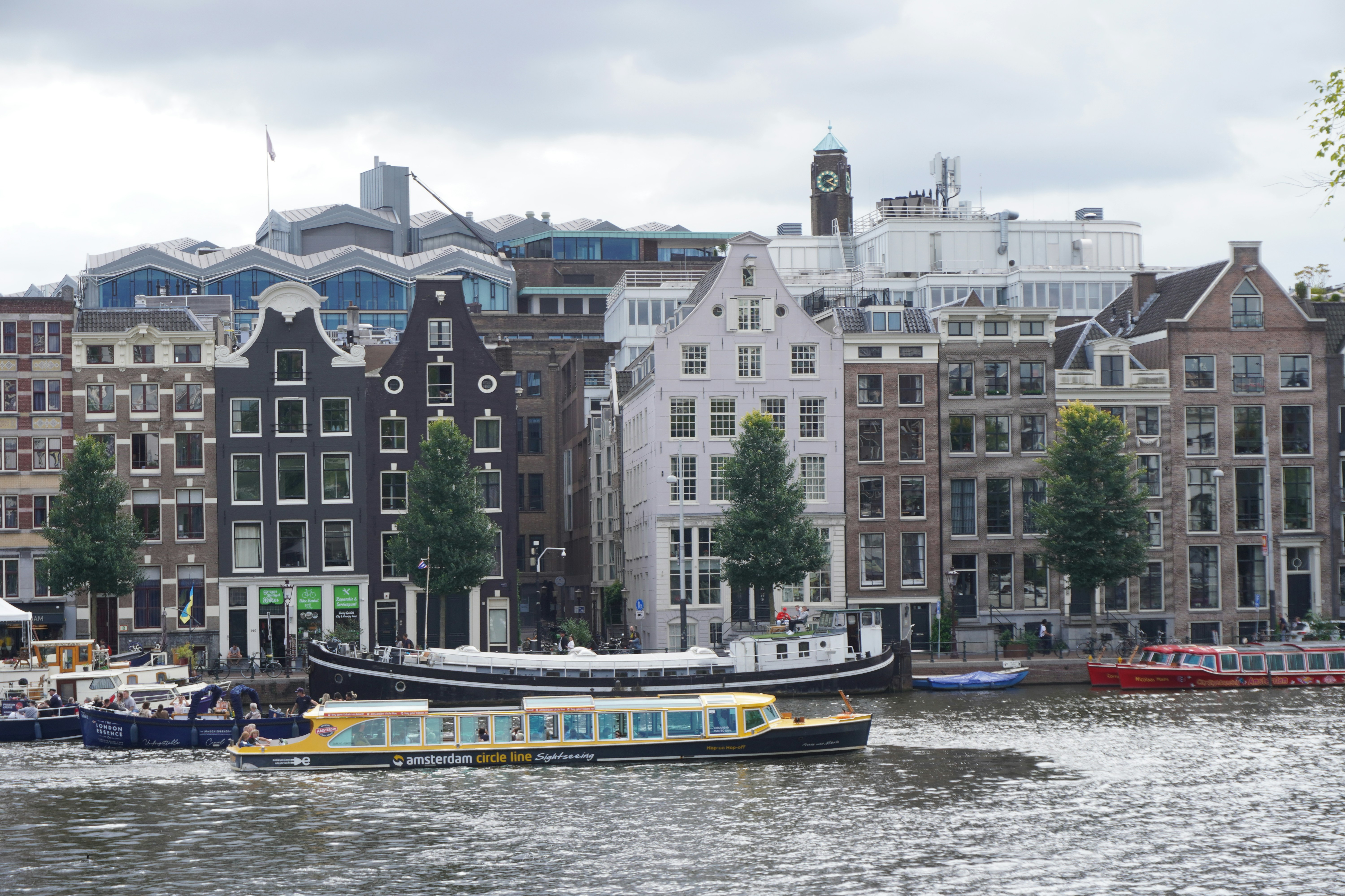 Photo by josephcsoti