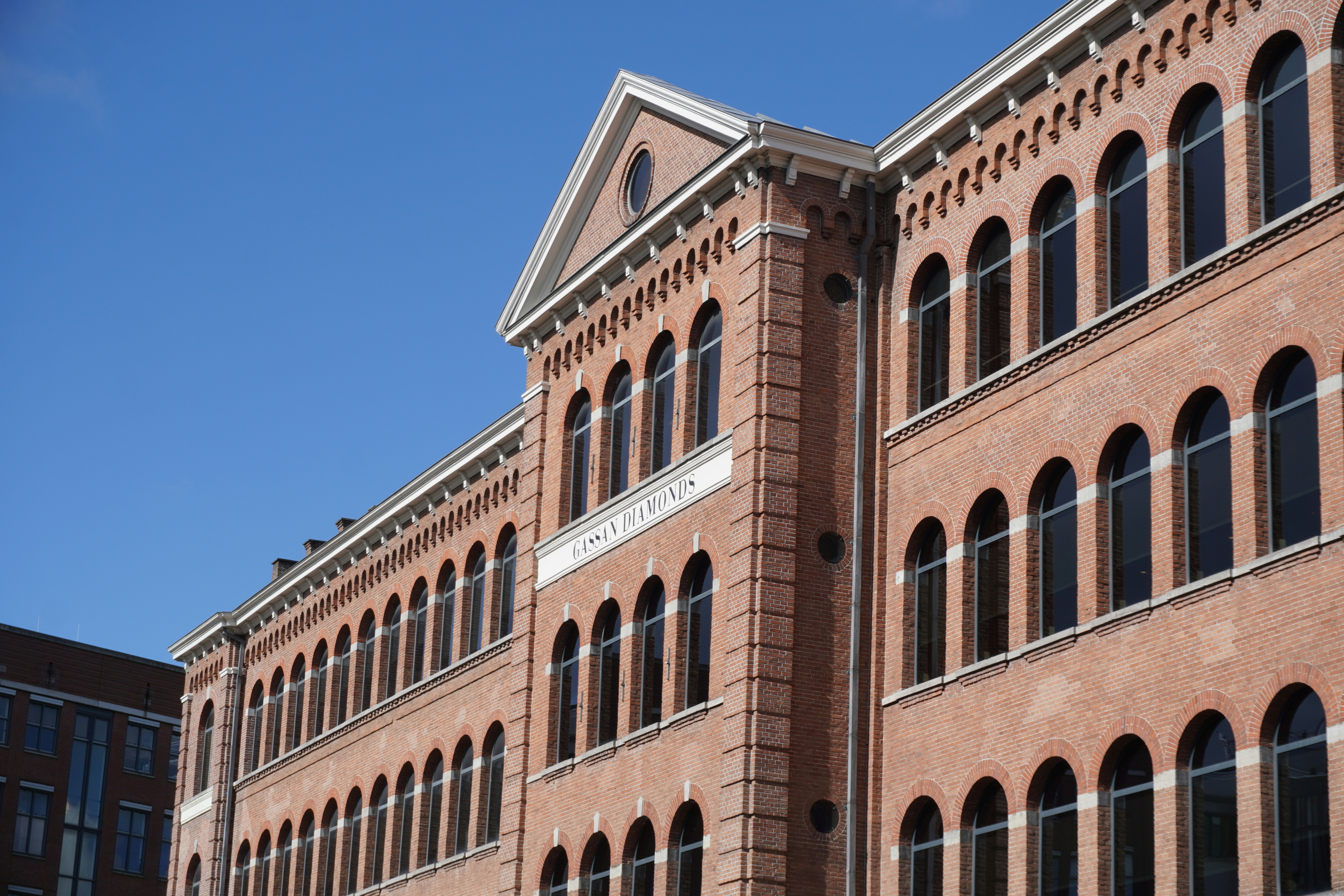 Photo by josephcsoti