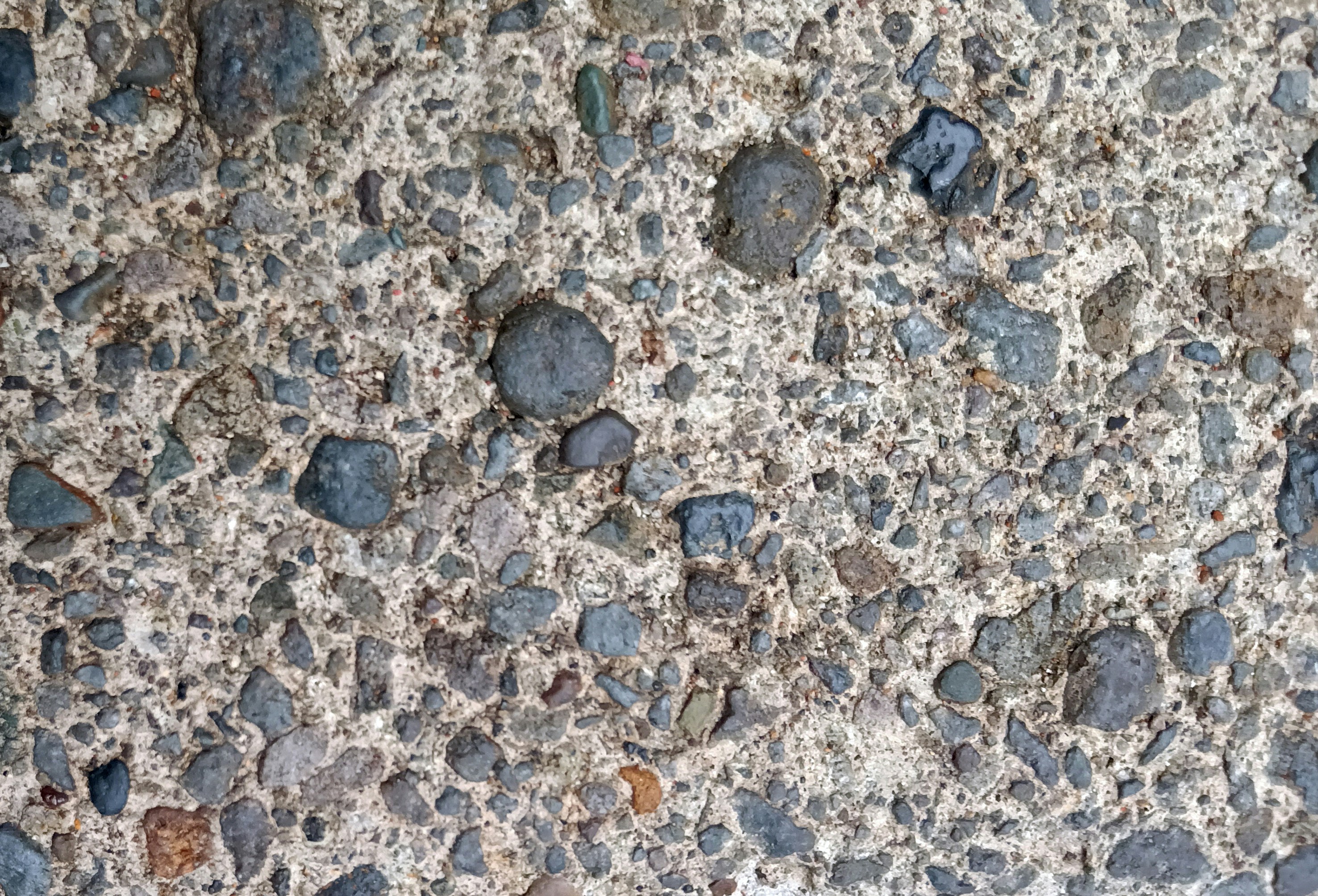 Photo by askarasvarga